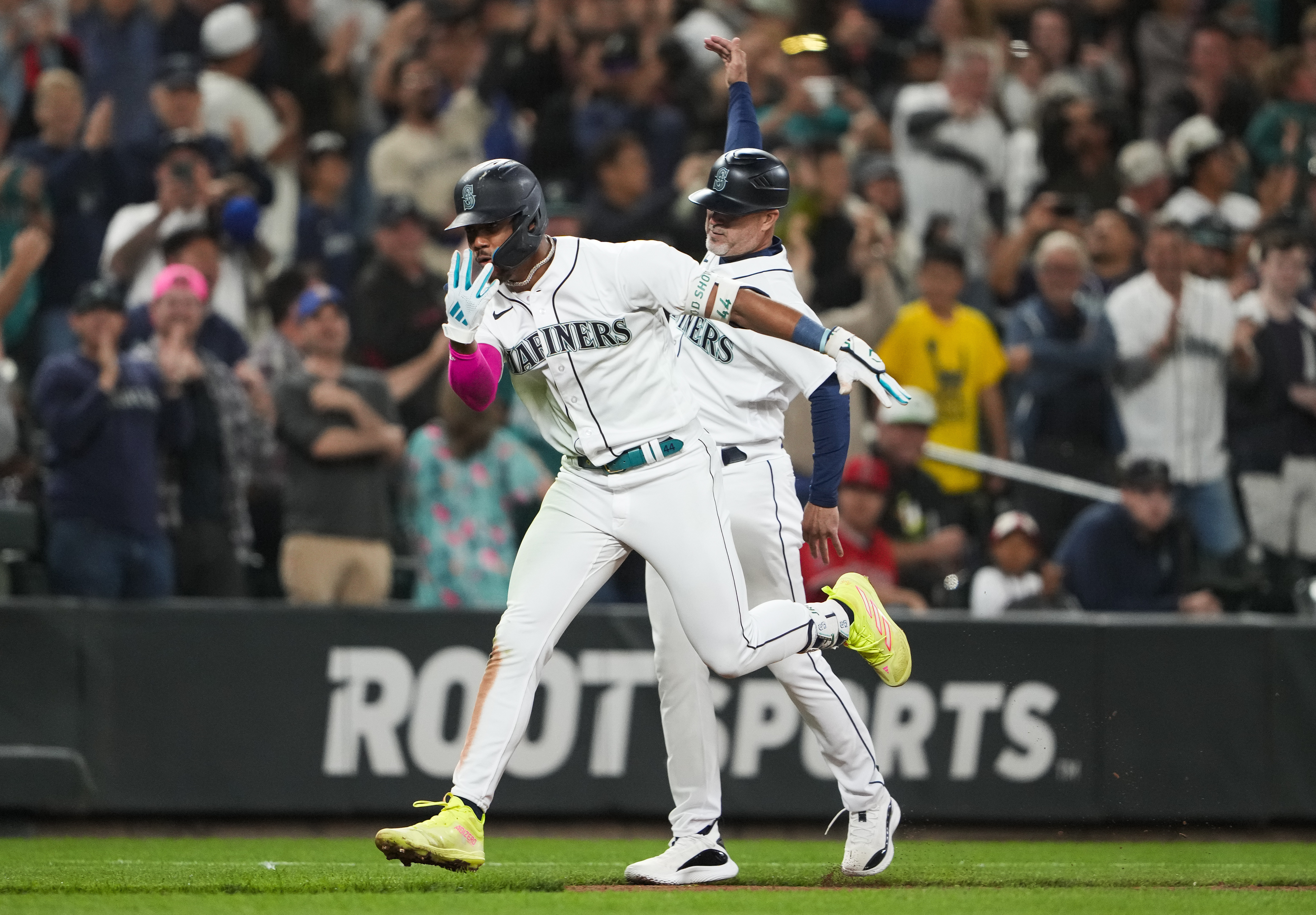 Jarred Kelenic Joins Alex Rodriguez in Seattle Mariners Team History -  Fastball