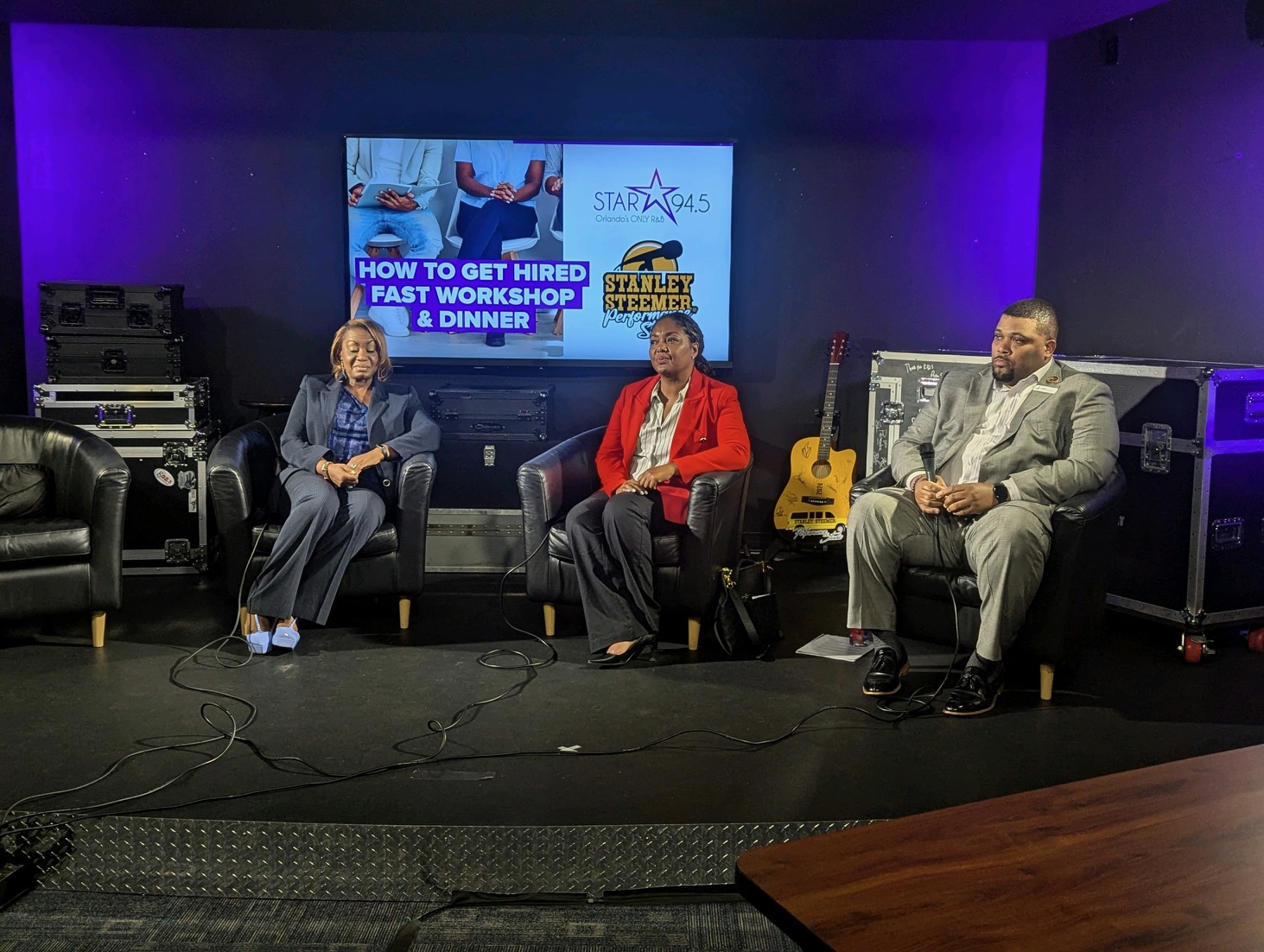 The Star Lounge presented by Stanley Steemer – STAR 94.5