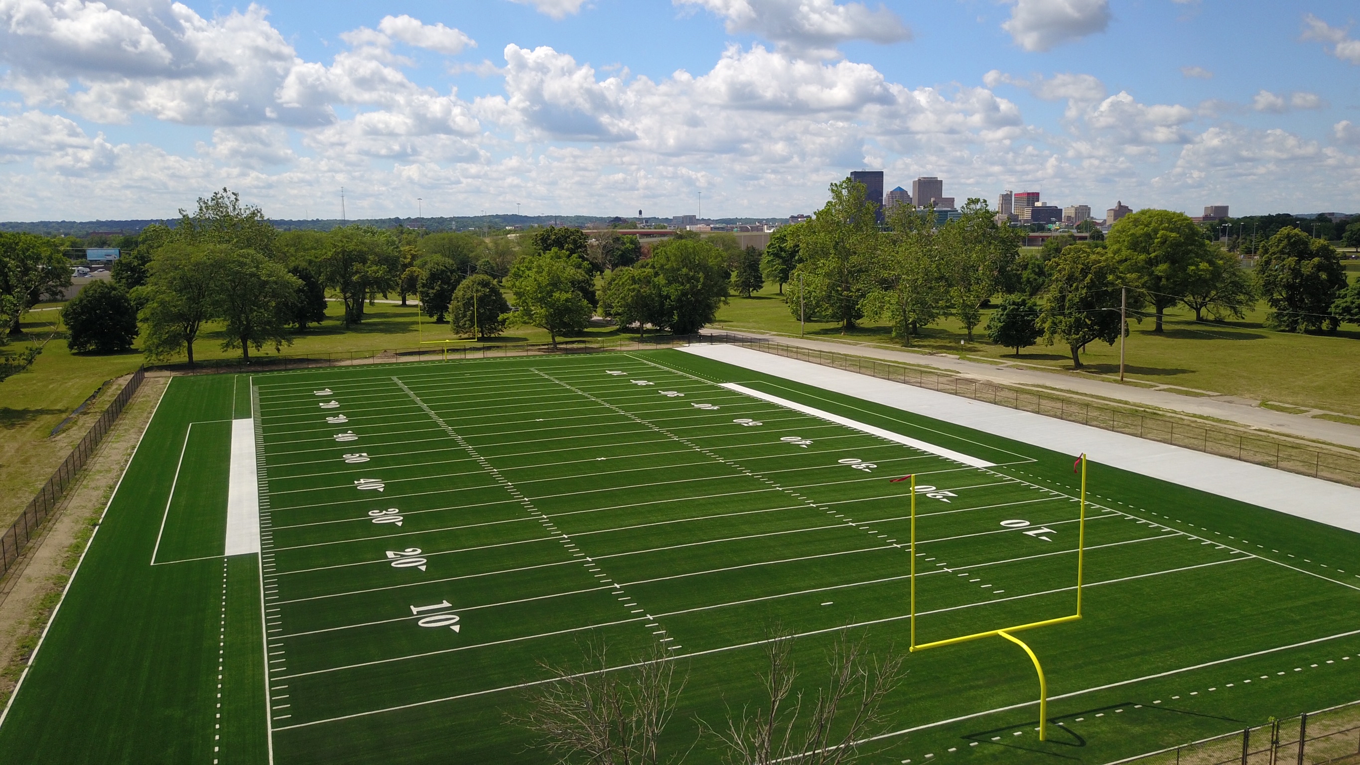 Dayton's Triangle Park is home to the 1st #NFL football game in