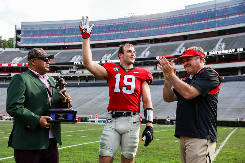 How Brock Bowers brings out the best in Georgia football: 'I call him  Captain America' – 95.5 WSB