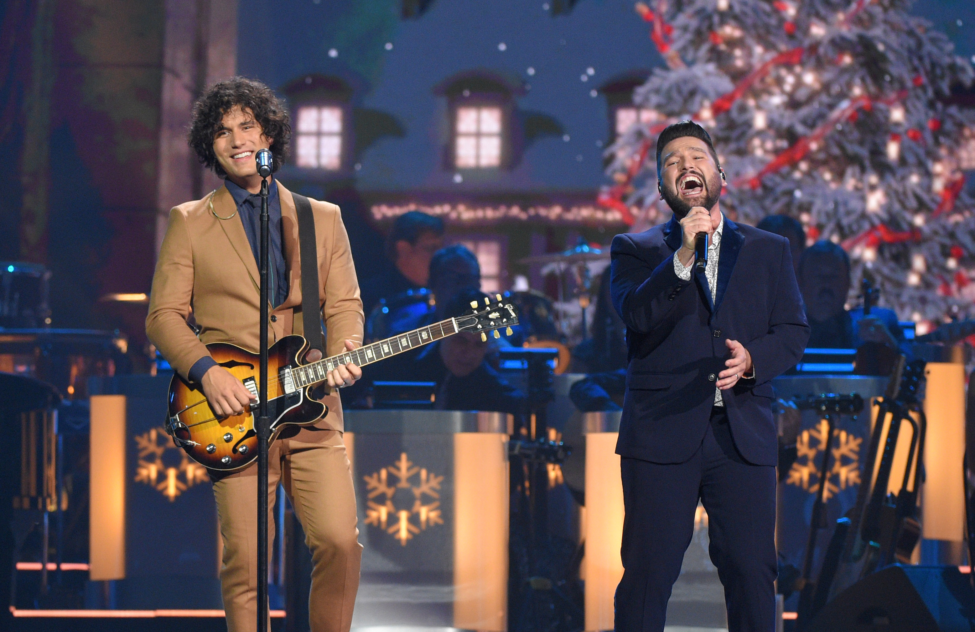 Dan+Shay, Dolly Parton, & More To Perform At Rockefeller Center