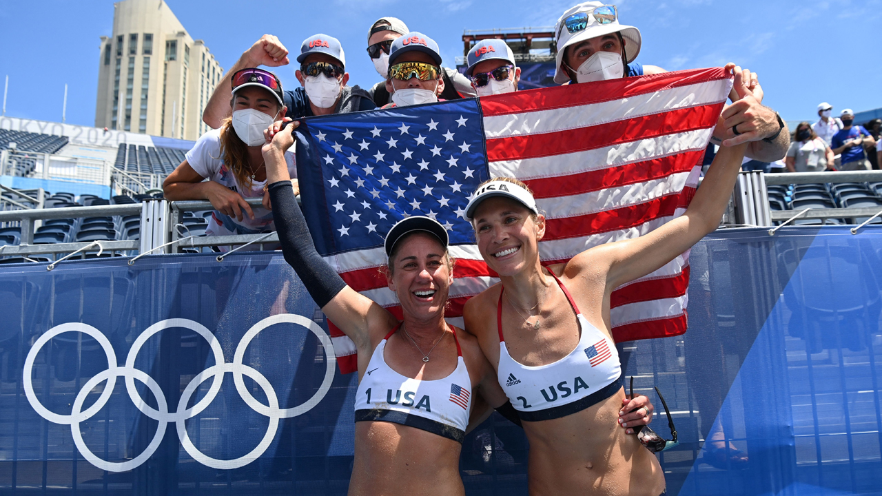 Photos US wins Olympic gold in women's beach volleyball 106.9 & 107.