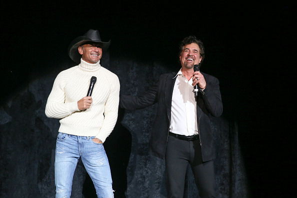 Tim McGraw Wears Jersey of His Late Father — a Former Phillies