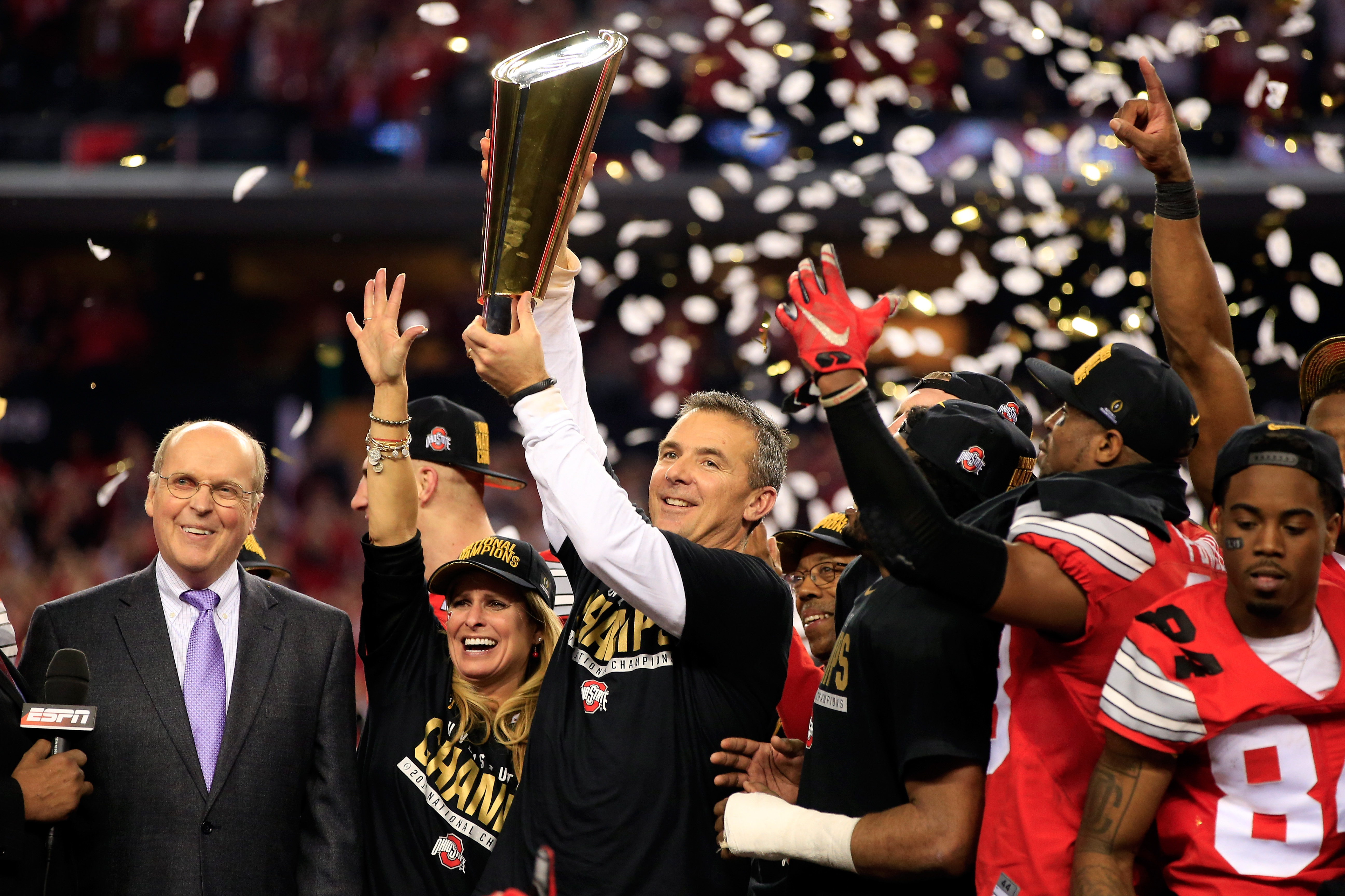 Jacksonville Jaguars fire Urban Meyer with intention of “not