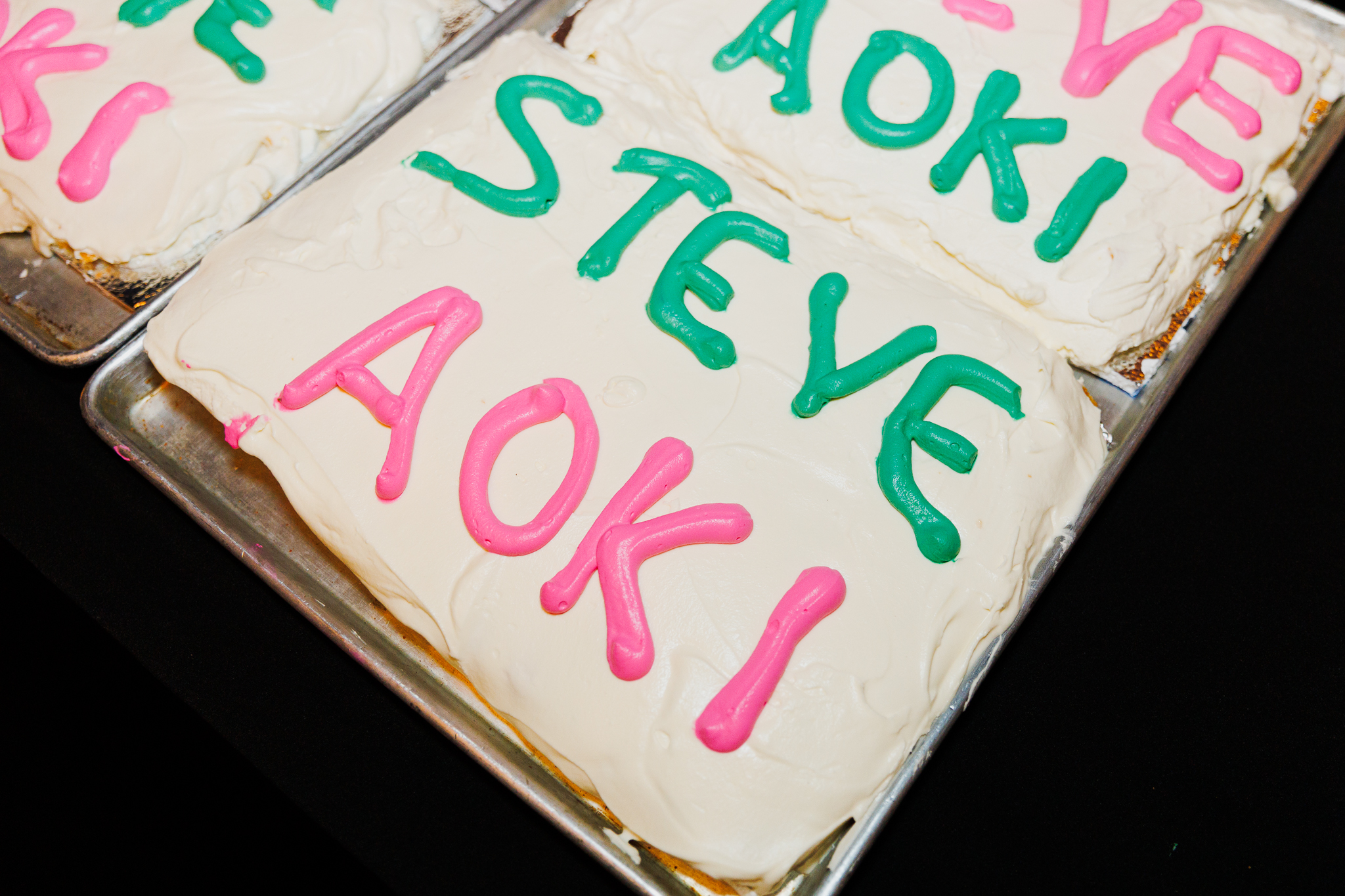 Steve Aoki Live Cake