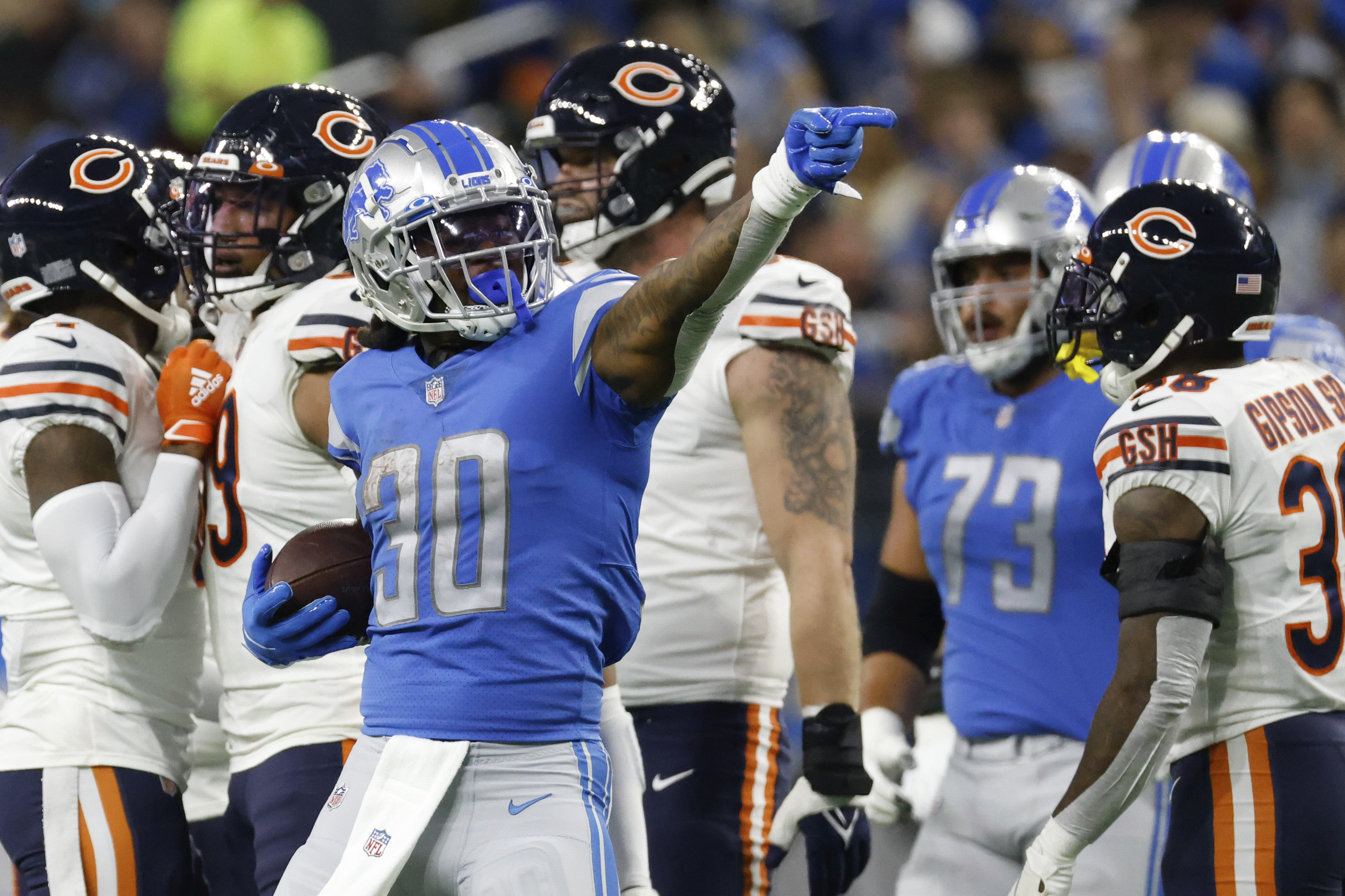 Photos: Chicago Bears beat Detroit Lions 16-14 in Thanksgiving