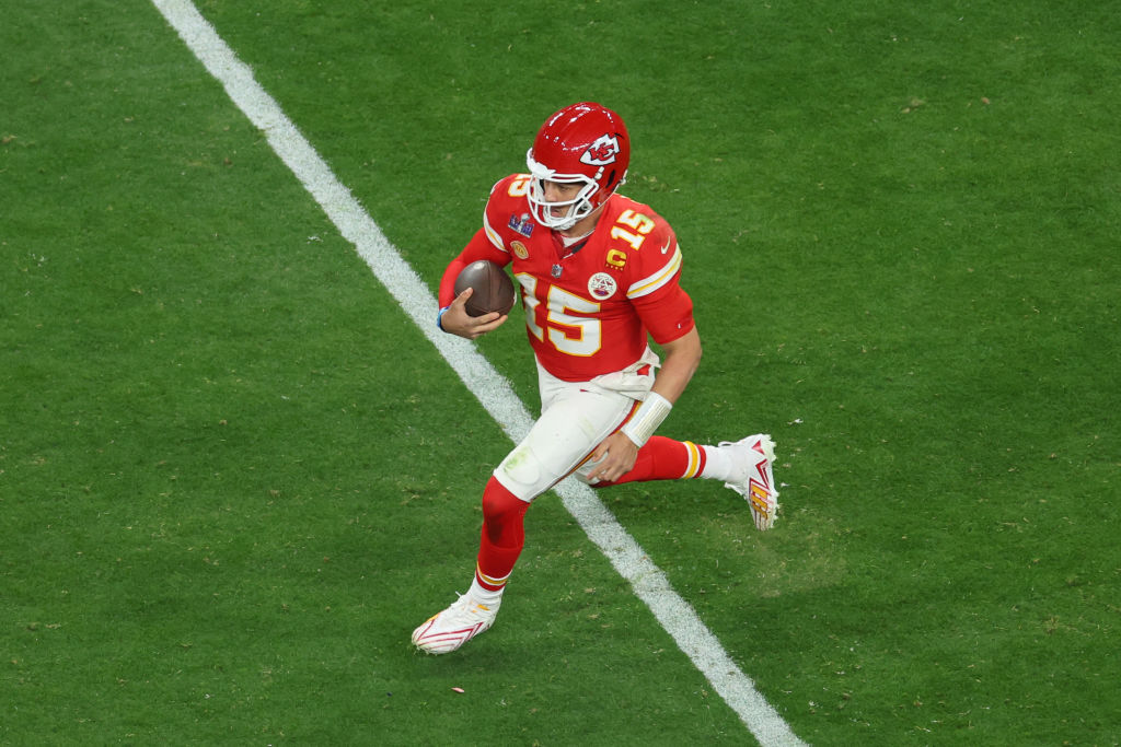 Chiefs 25, Niners 22 – The Media Superstorm from Missouri captures Super  Bowl LVIII - The Dartmouth