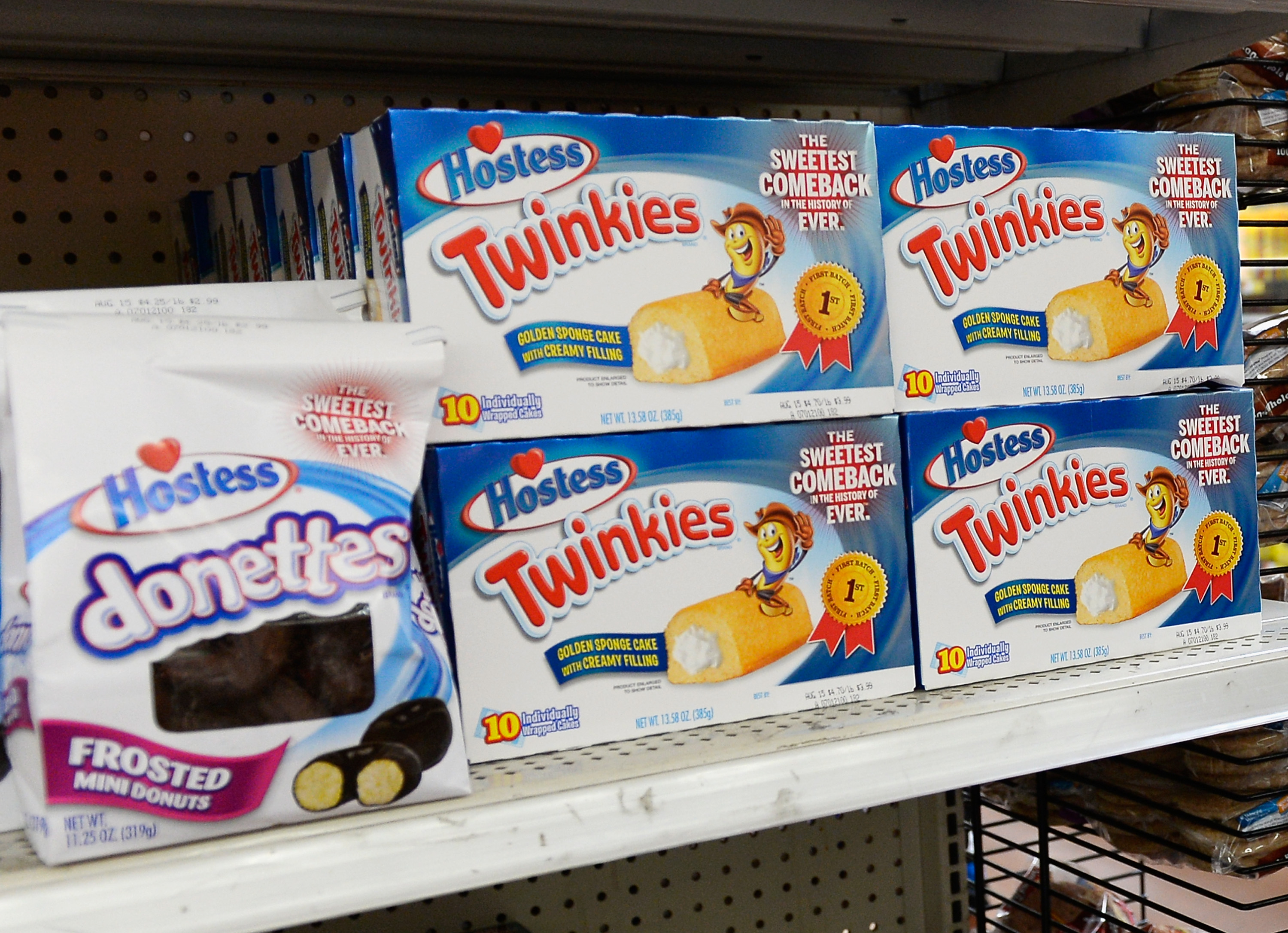 Walmart Is Selling a Kit to Bake Large Twinkies at Home – HOT 99.5