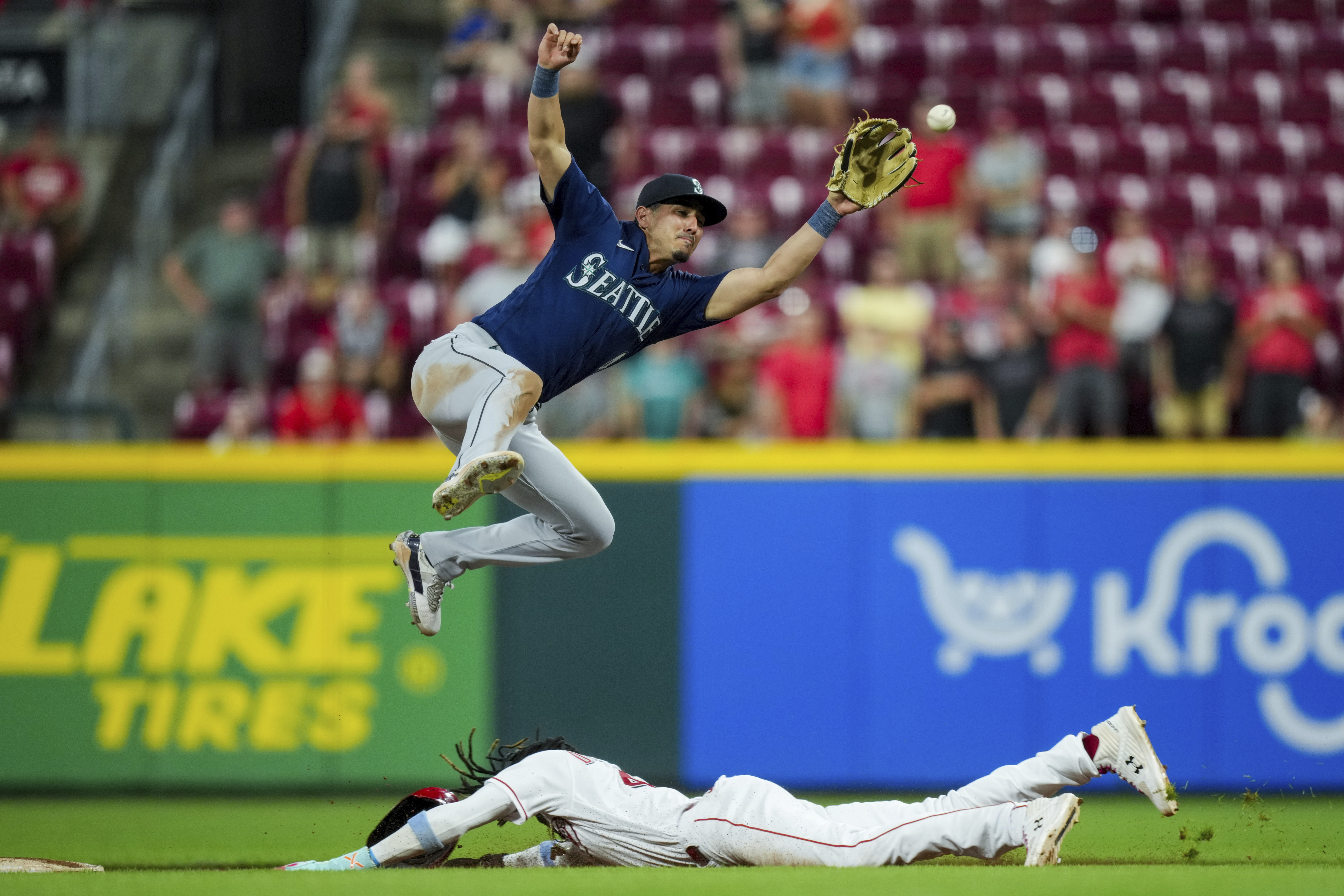 Photos: Cincinnati Reds vs. Seattle Mariners, Sept. 5