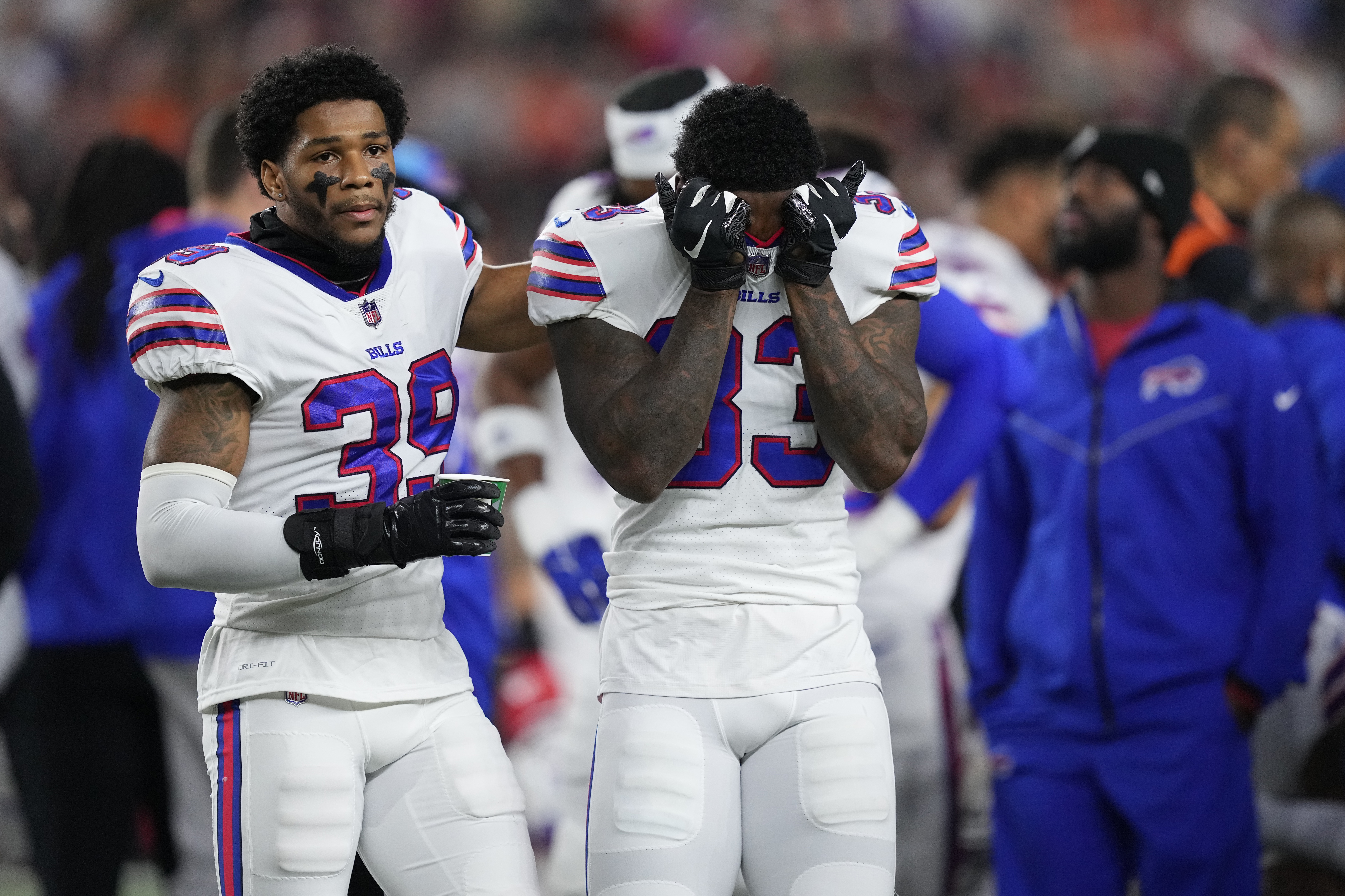 Buffalo Bills player Damar Hamlin attends first game since collapse, waves  to fans - ABC News