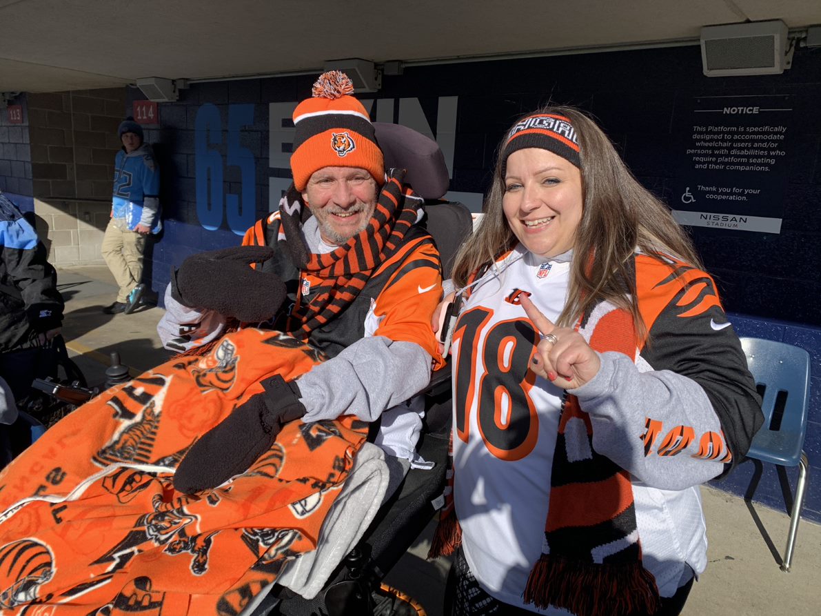 I wanted to run down here and get a good jersey;' Fans buying Bengals gear  ahead of Sunday's game – WHIO TV 7 and WHIO Radio