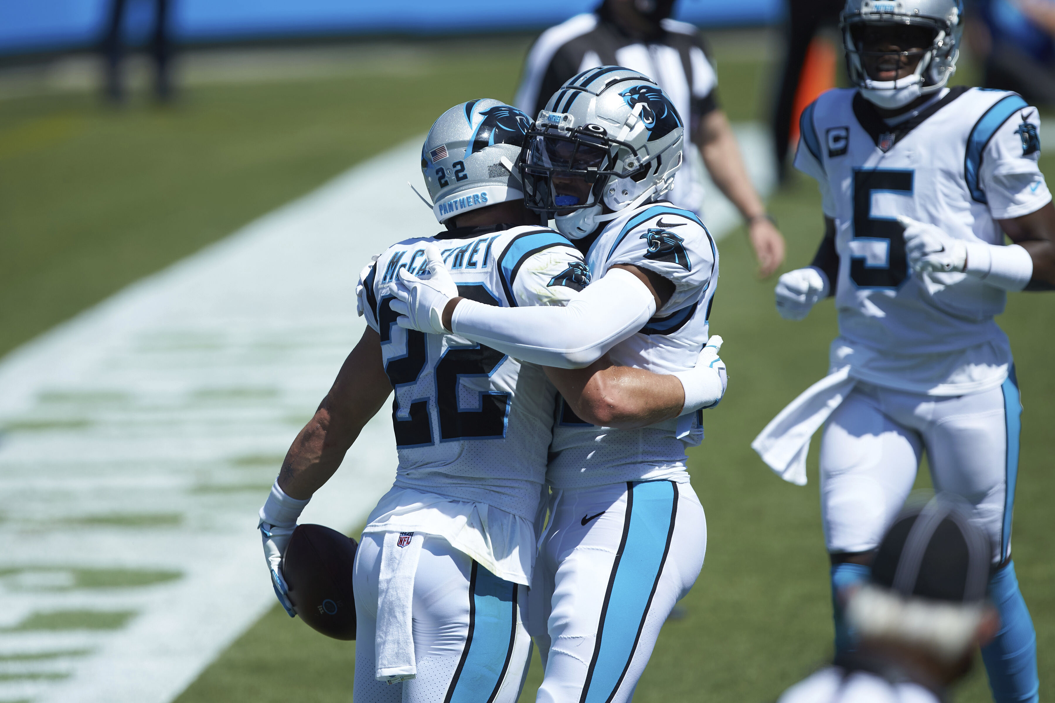 Jacobs runs for 3 TDs as Raiders hold off Panthers 34-30