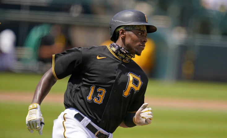 Pirates Ke'Bryan Hayes reinstated from injured list