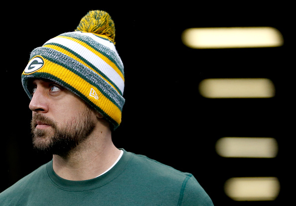 Aaron Rodgers Lashes Out About N.F.L.'s Vaccine Requirements - The