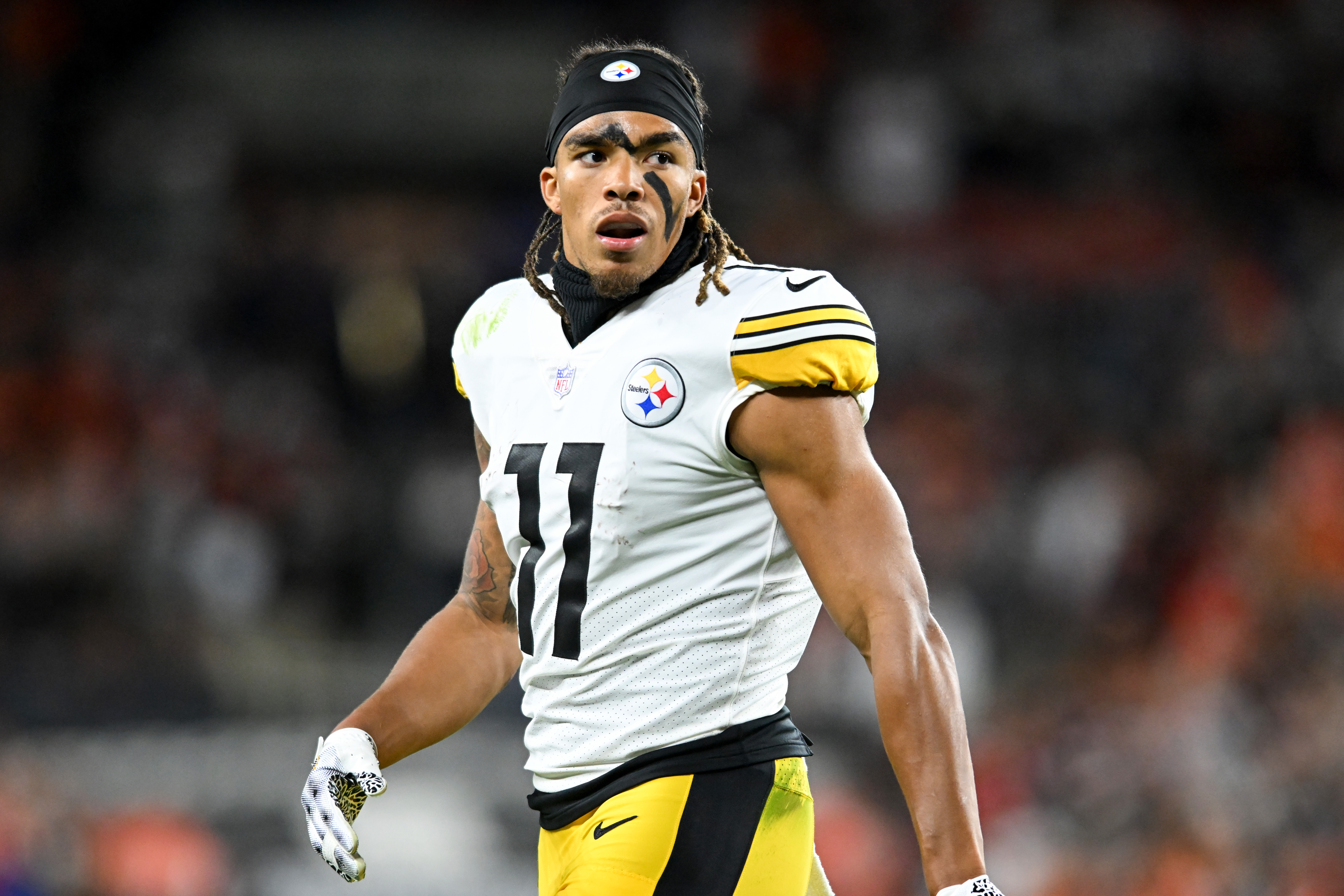 BREAKING: Steelers Trading 3rd-Year WR Chase Claypool to Bears