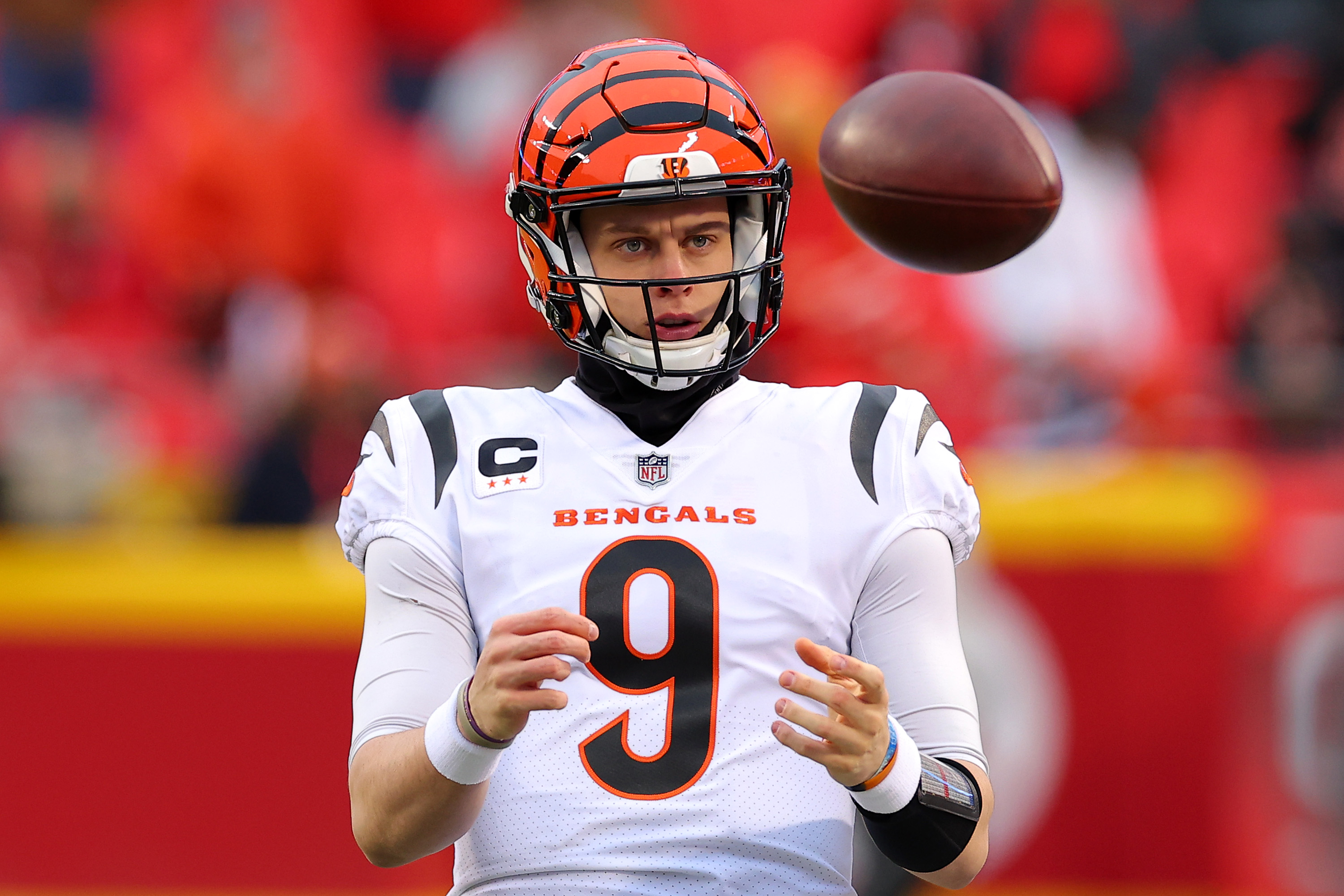Chiefs, Bengals line continues to bounce for AFC title game: Why it's  moved, and how history's on Cincy's side 