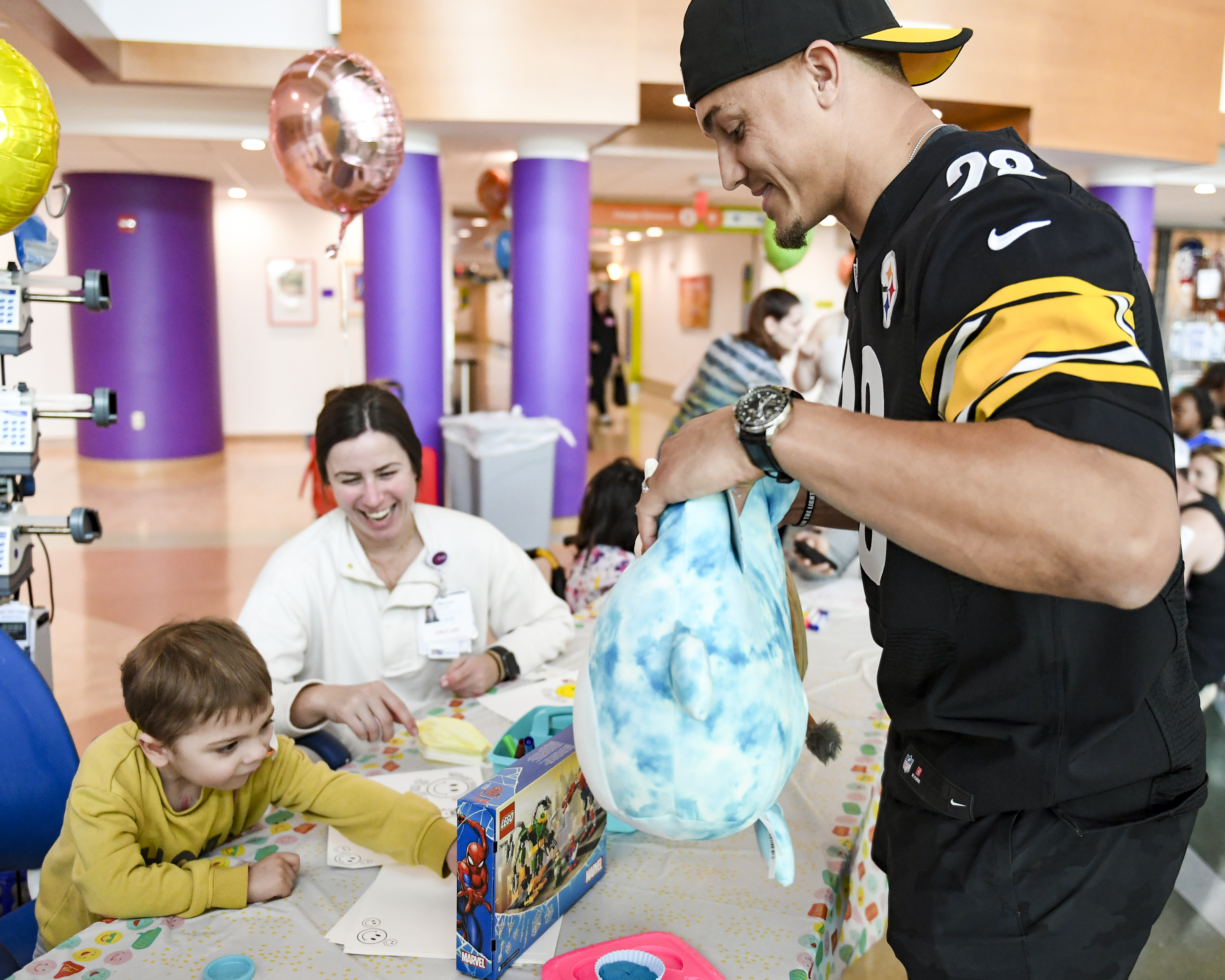 Steelers' Miles Killebrew spends 30th birthday with patients at