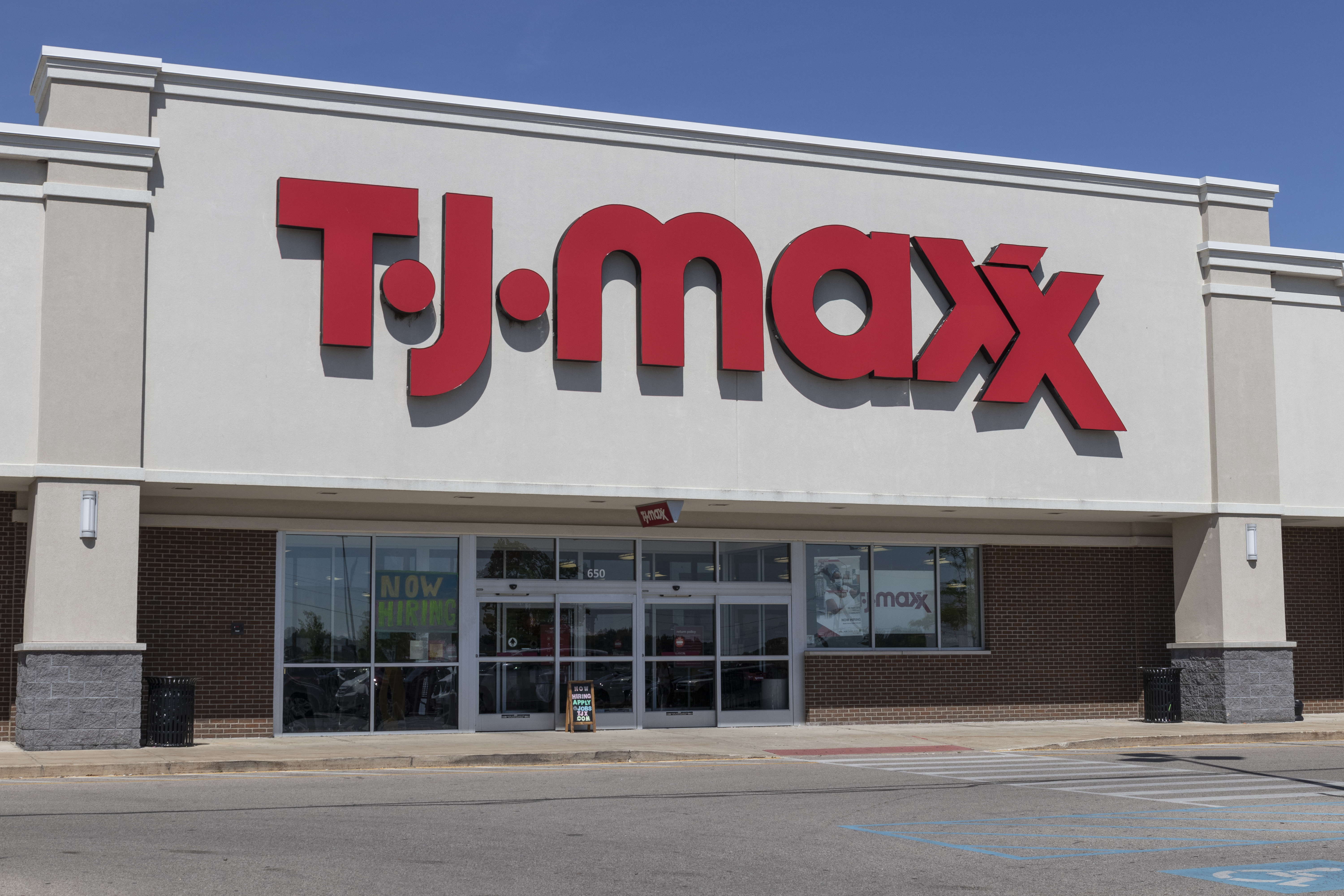 TJMaxx, Marshalls & HomeGoods Reopen with Big Clearance Sales