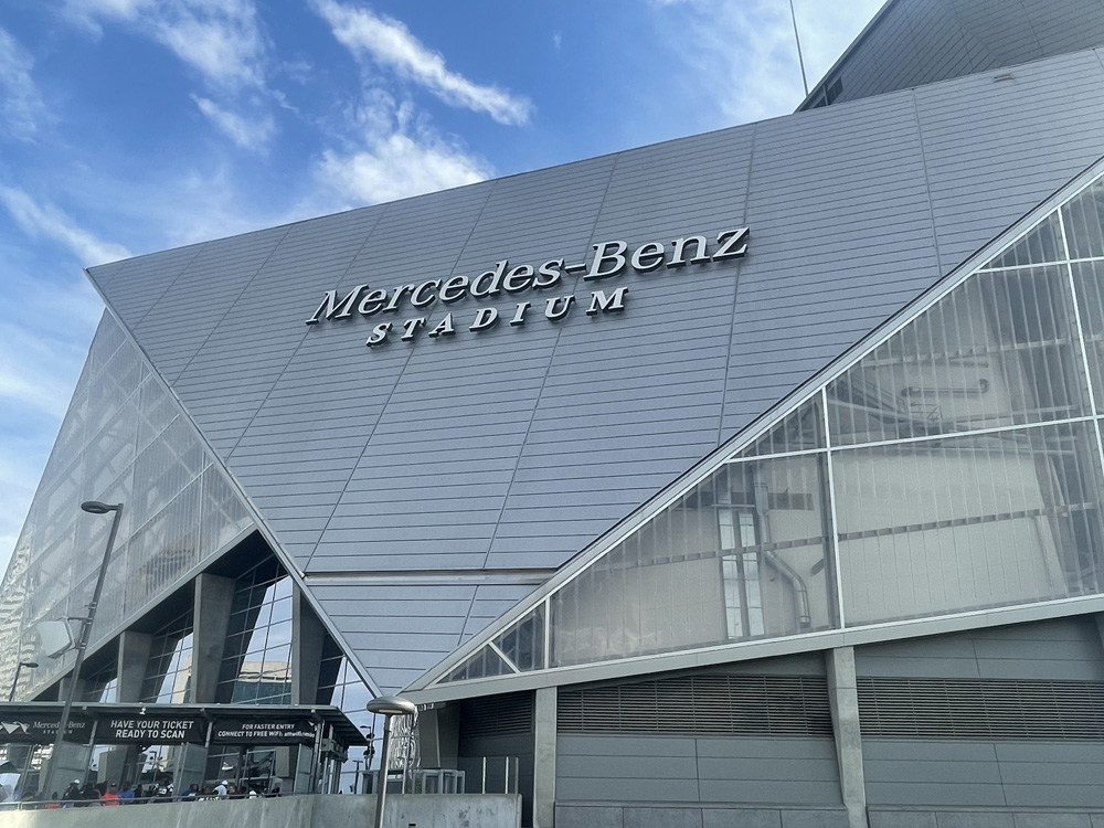 Mercedes-Benz Stadium Wows With Tech - Front Office Sports