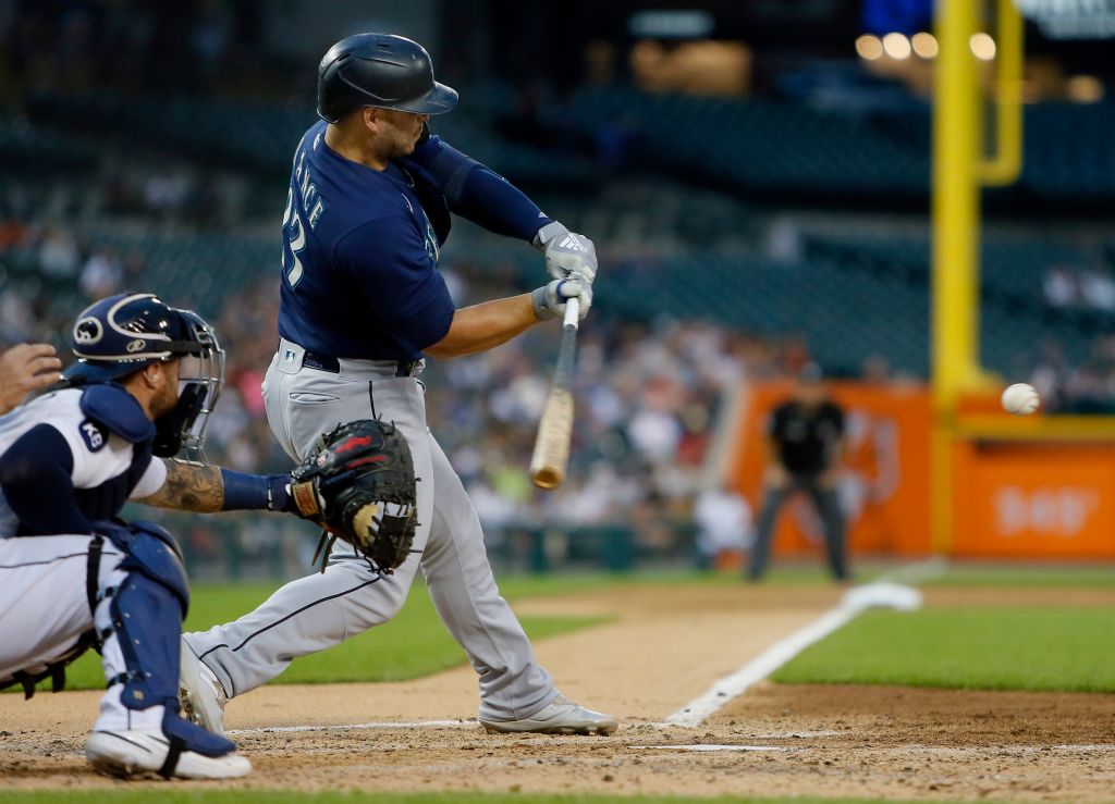 6-run third inning helps lead Mariners to 9-3 victory over Tigers