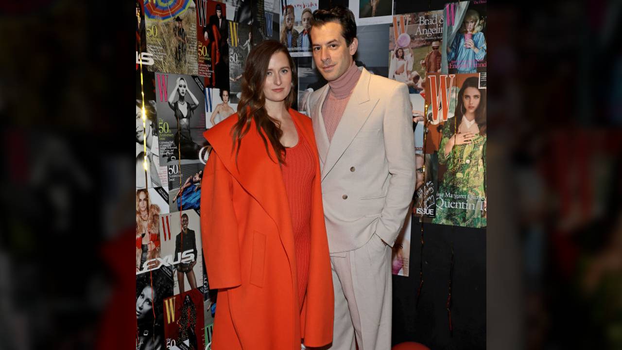 Mark Ronson & wife Grace Gummer met up with a friend for an early