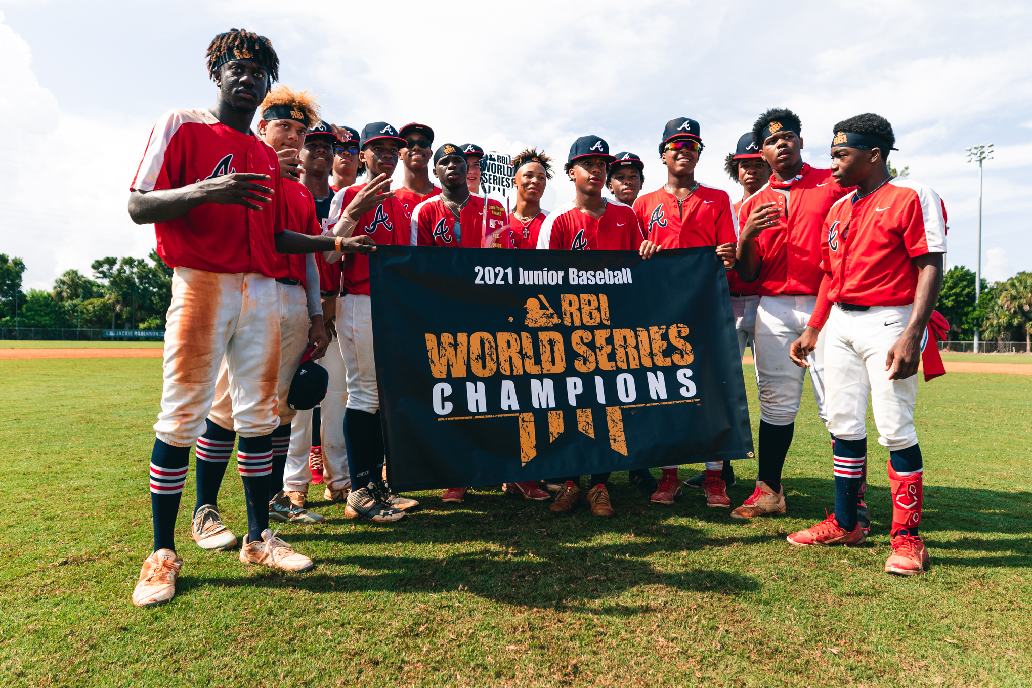 X 上的Atlanta Braves：「Congratulations to the Atlanta Braves RBI team for  winning the Junior Division Championship of the 2021 @MLBRBI World Series!   / X