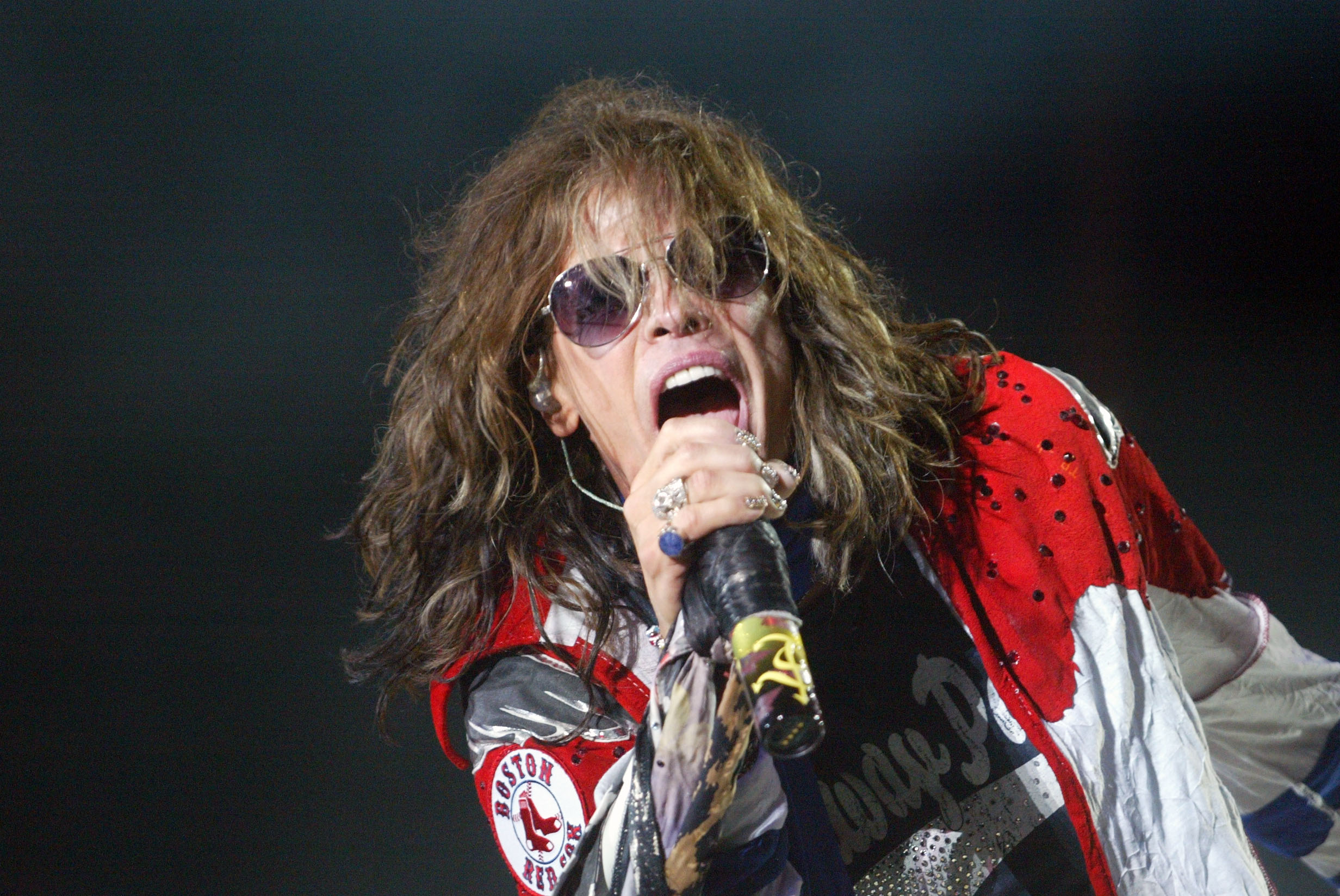 Aerosmith announces farewell tour starting in September, coming to Boston  on New Year's Eve - CBS Boston