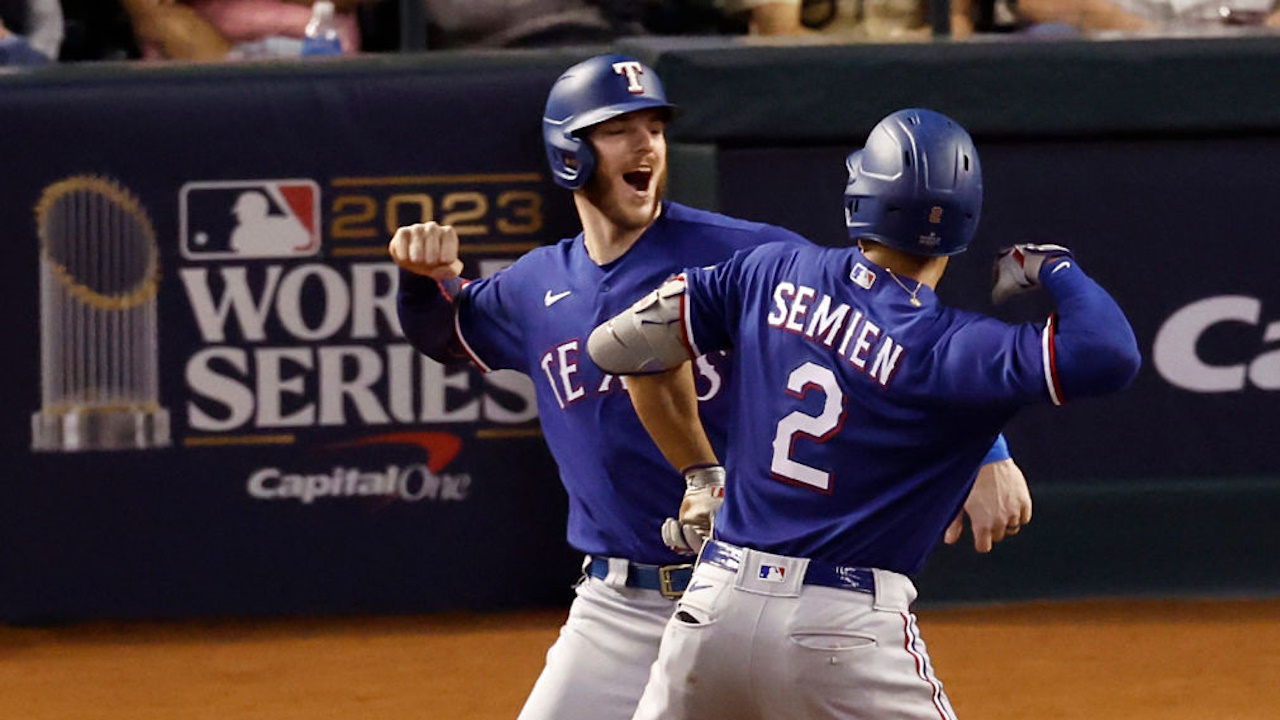 World Series: Rangers outlast Diamondbacks in Game 5 for 1st title