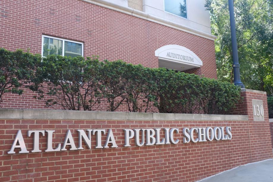 atlanta-public-schools-to-vote-today-on-starting-year-with-all-digital