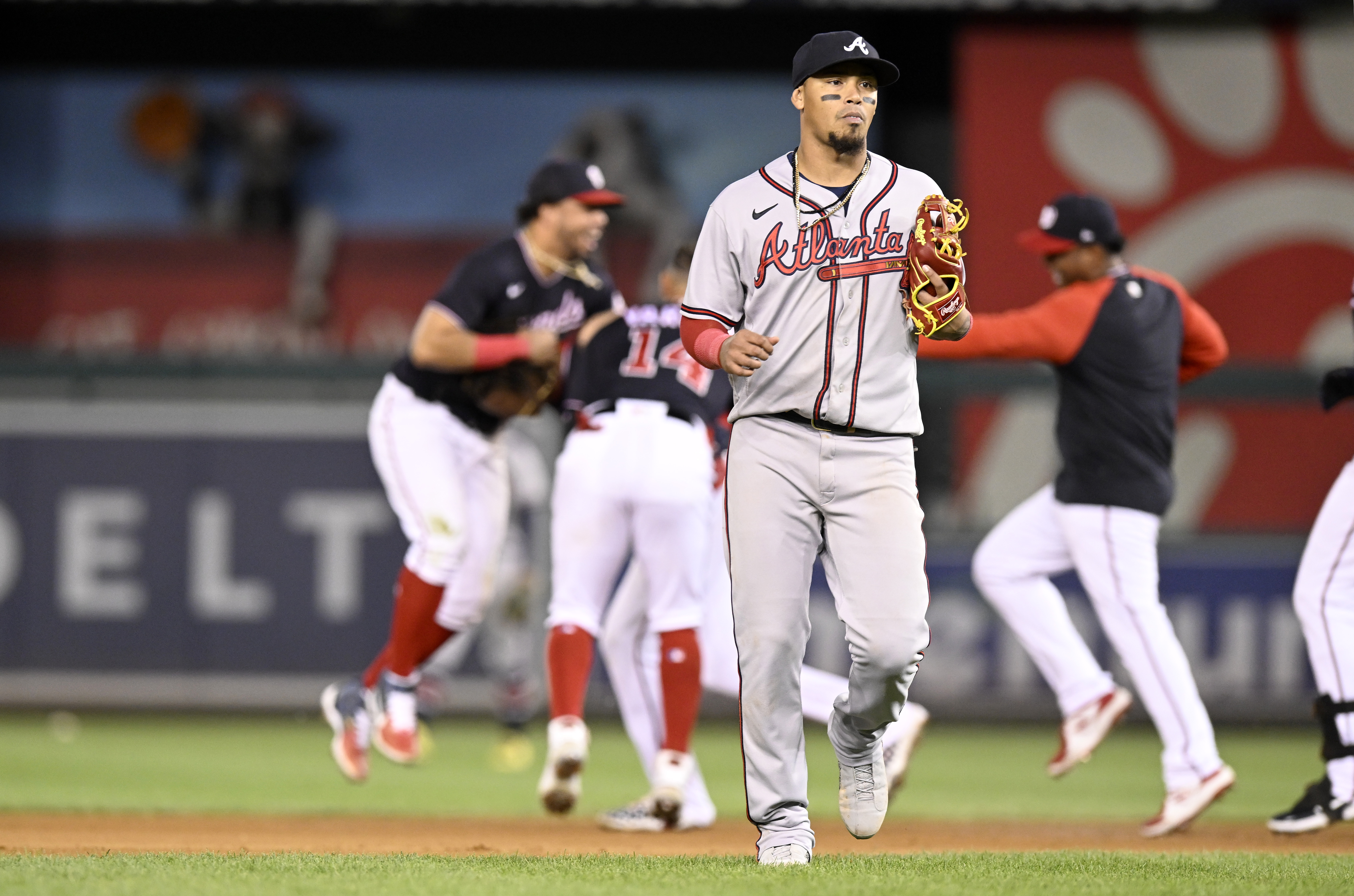 Braves fall to Nationals 3-2 on Abrams' walk-off hit in 10th