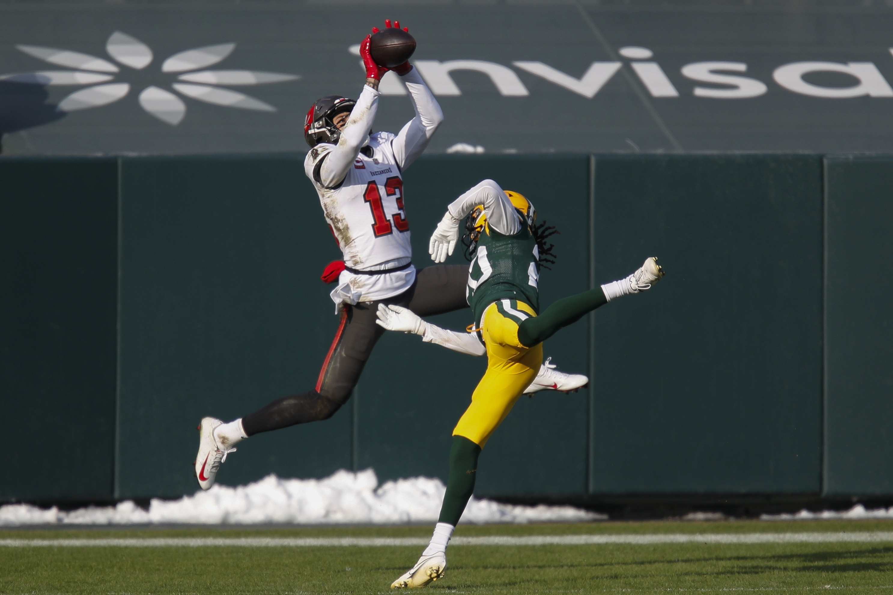 Tampa Bay Buccaneers advance to Super Bowl in home stadium, beating Green  Bay Packers 31-26 in NFC Championship Game