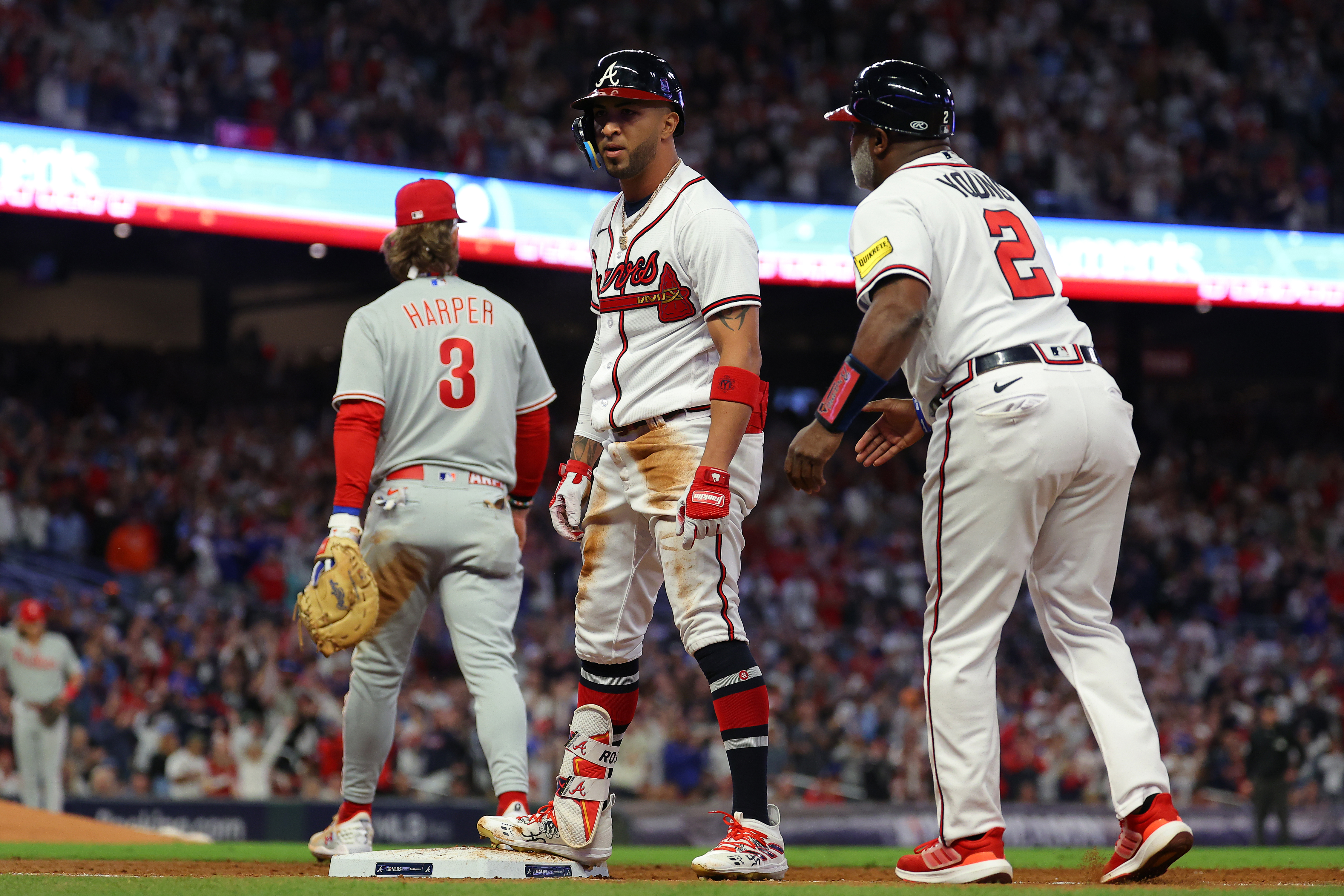 Unlikely hero, 2 HRs carry Braves to brink of World Series title