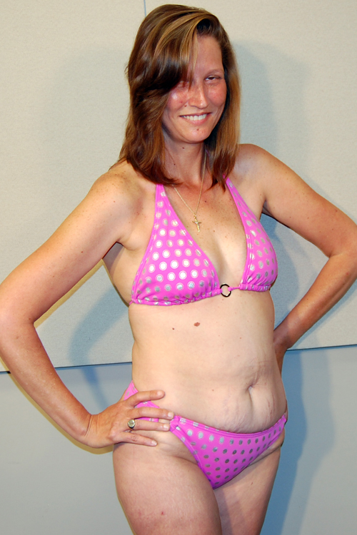 Hot Moms Bikini Contest 2009 - 95.1 WAPE.