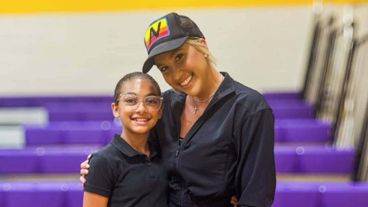 SAVANNAH CHRISLEY: Savannah Chrisley said she 'burst into tears' after  receiving Mother's Day card from Chloe - WSB-TV Channel 2 - Atlanta