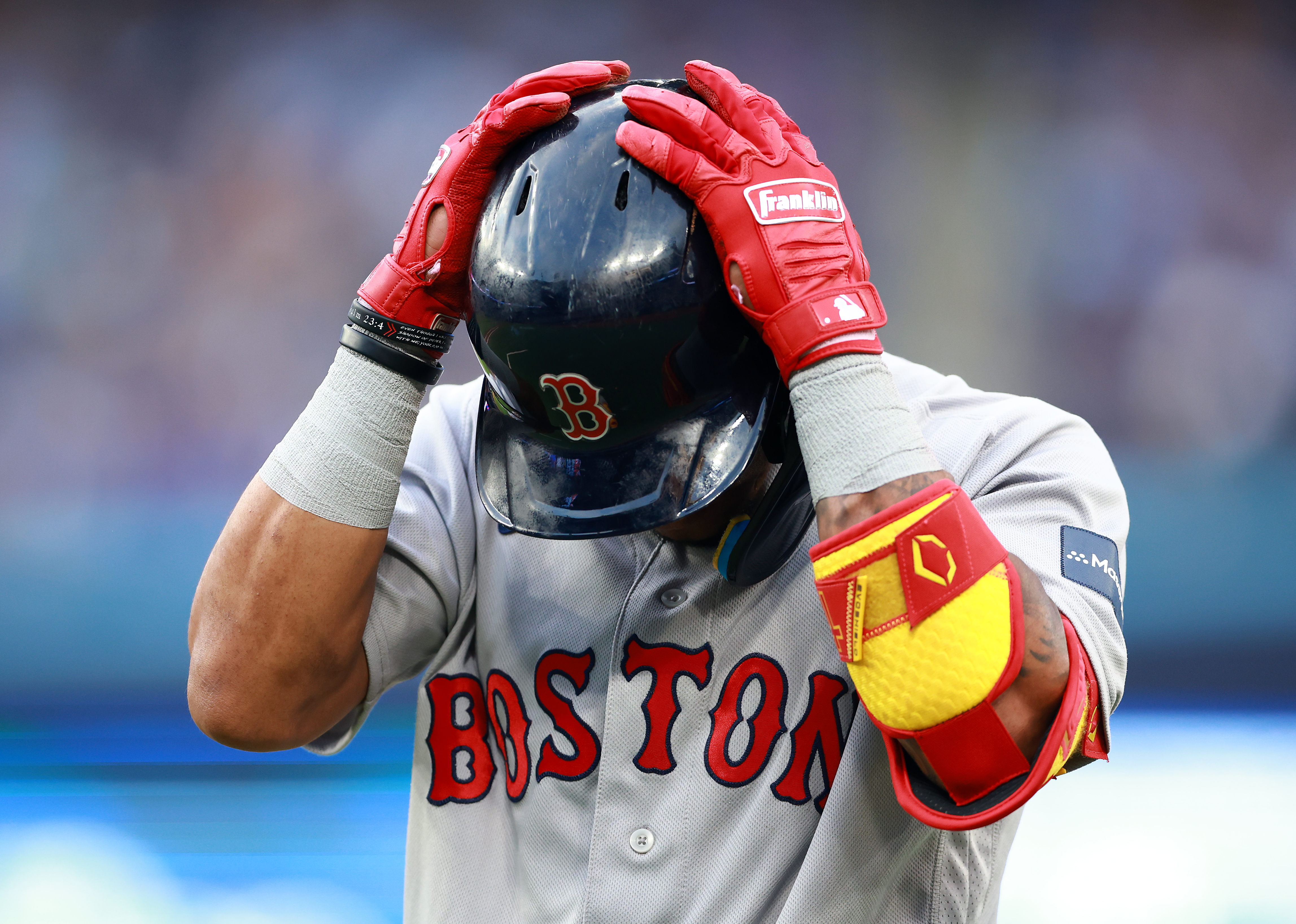 Red Sox put rookie 1B Triston Casas on 10-day IL because of sore right  shoulder