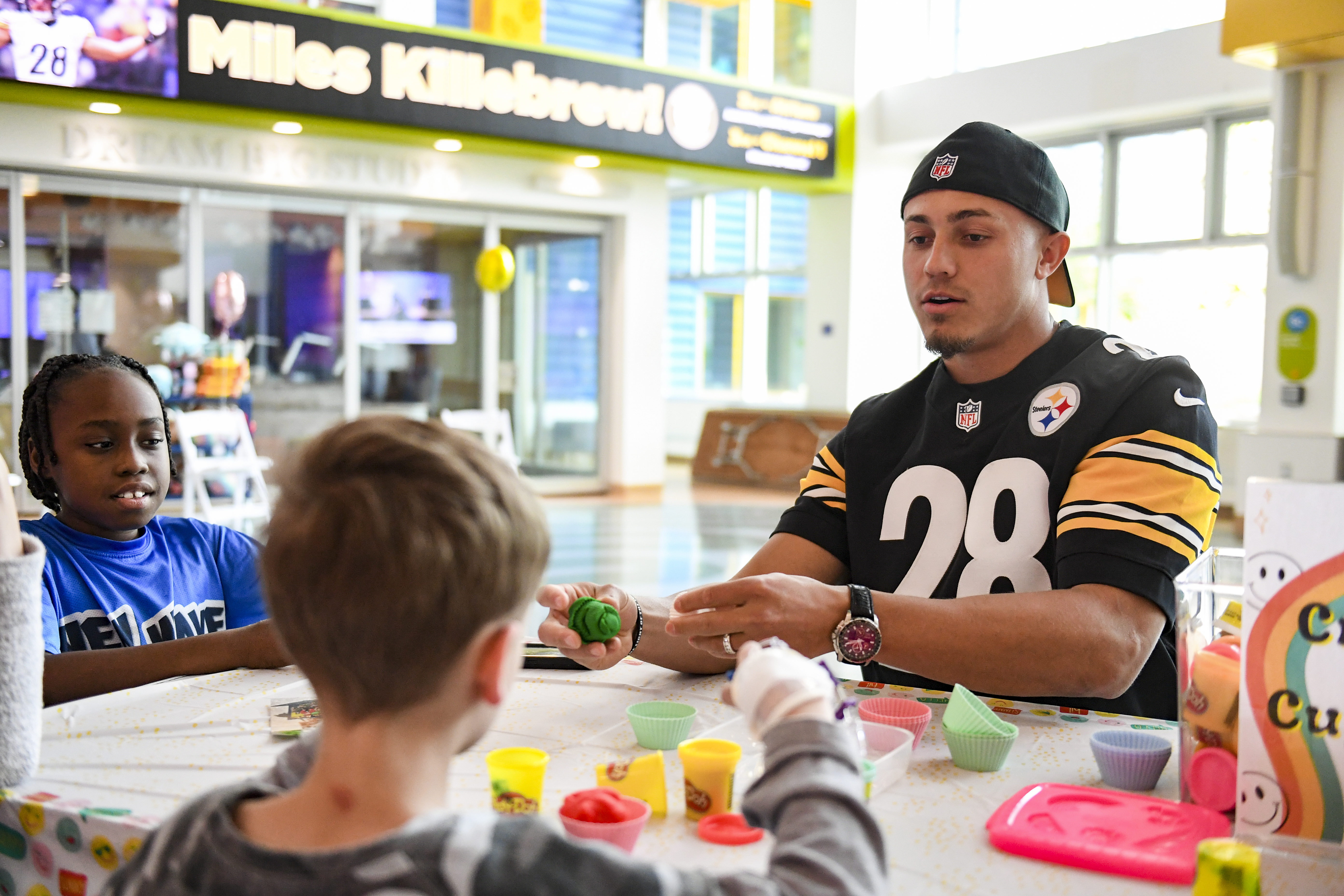 Steelers' Miles Killebrew spends 30th birthday with patients at