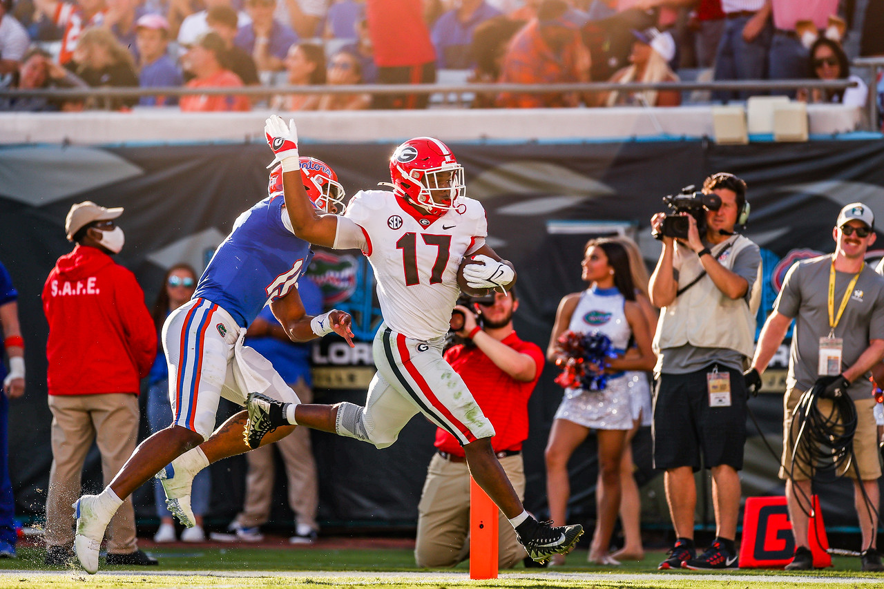 Just days after Super Bowl loss, Nakobe Dean was back at Georgia working to  finish his degree