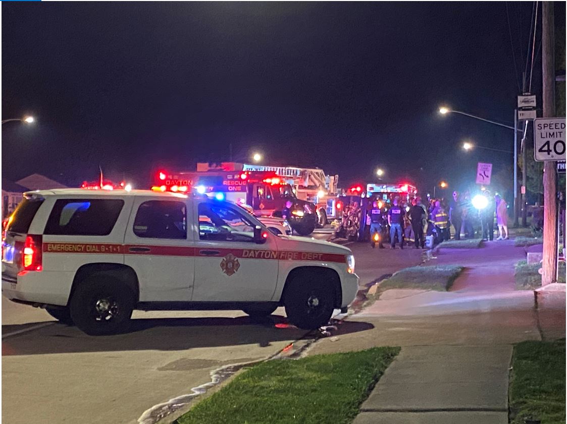 UPDATE 1 person sent to the hospital after multiple vehicle crash on