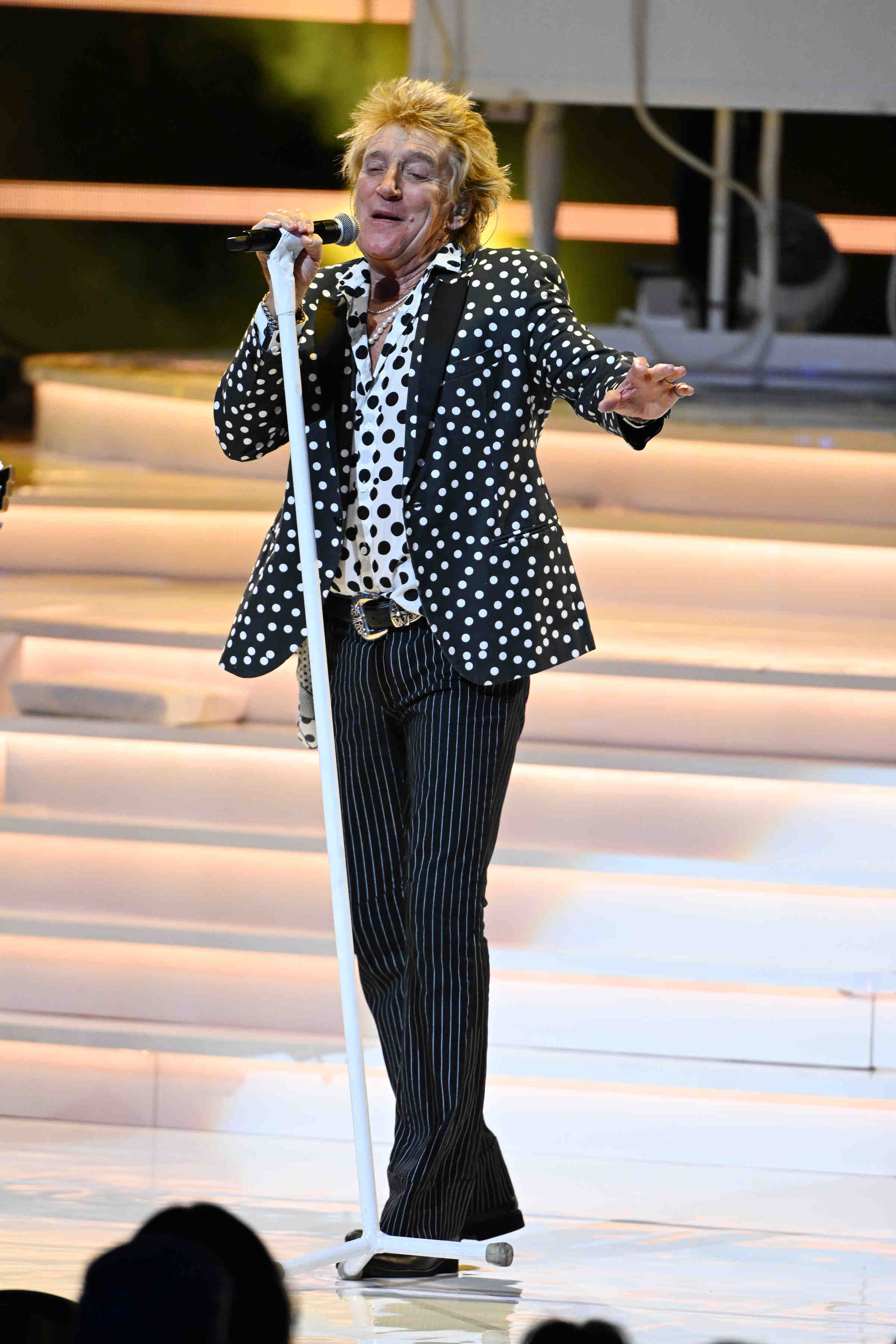 Photos: Rod Stewart's One Last Time tour at Hard Rock Live on