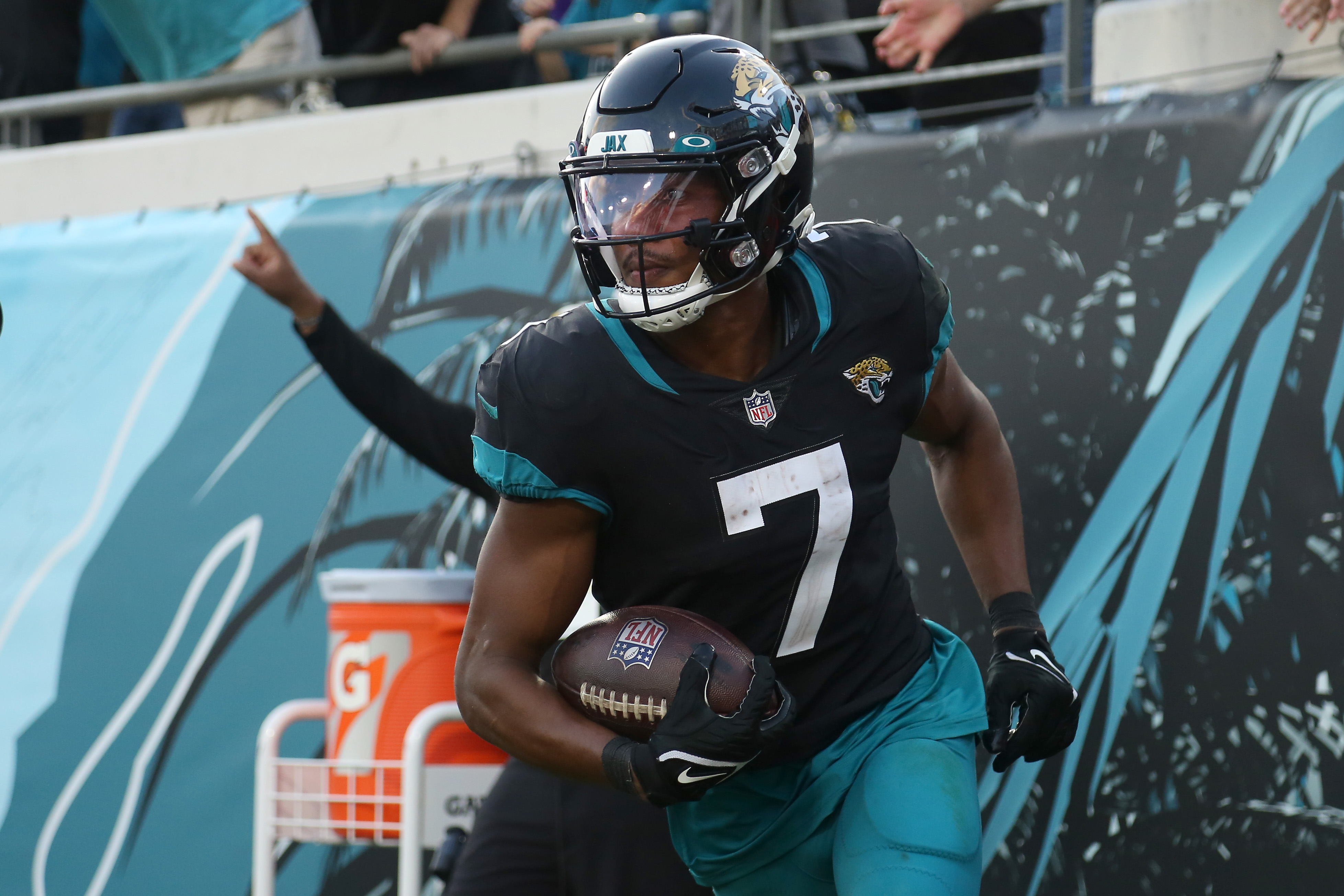 Jacksonville Jaguars wide receiver Zay Jones (7) in action during