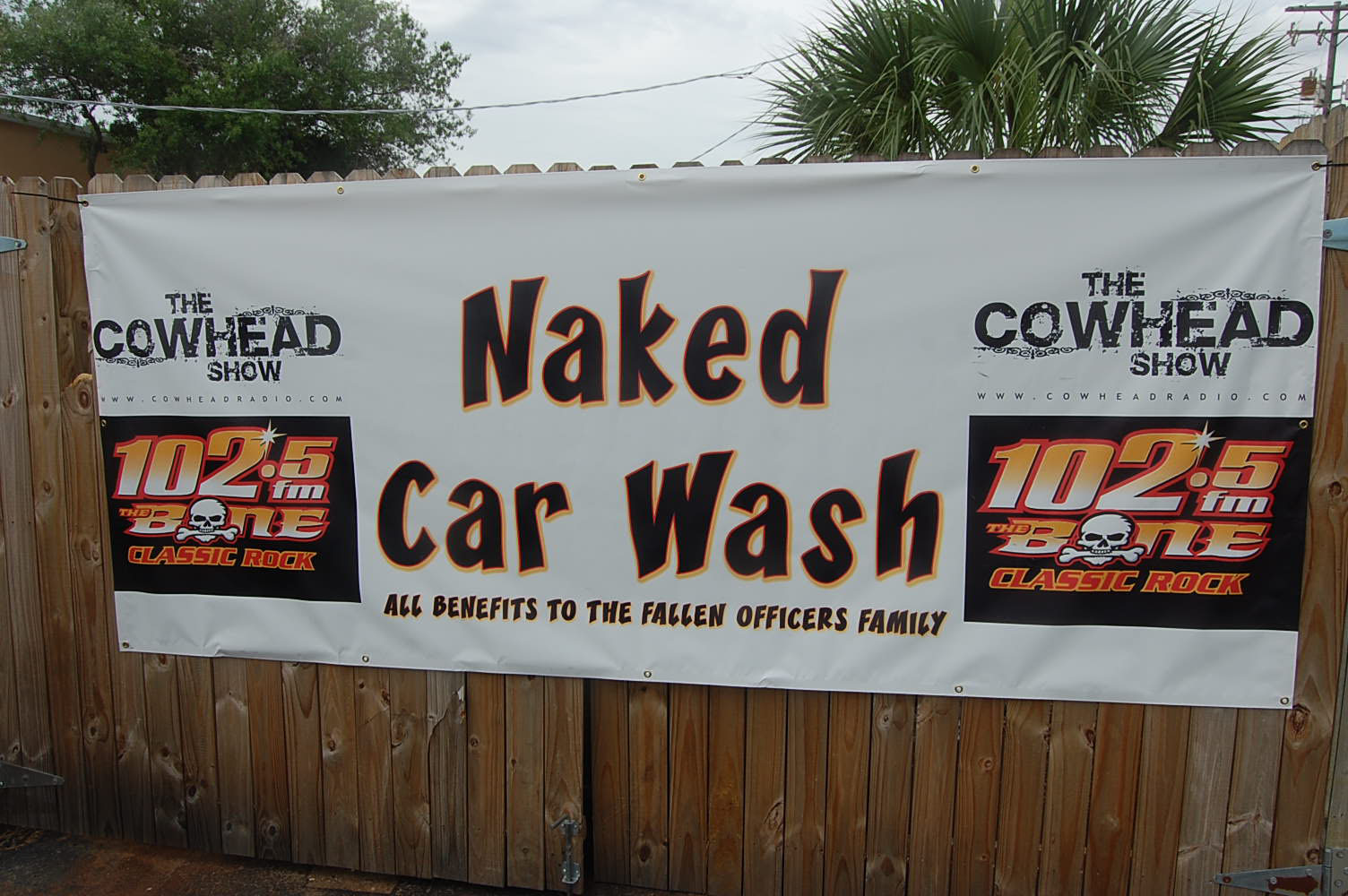 2010 Naked Car Wash – 102.5 The Bone