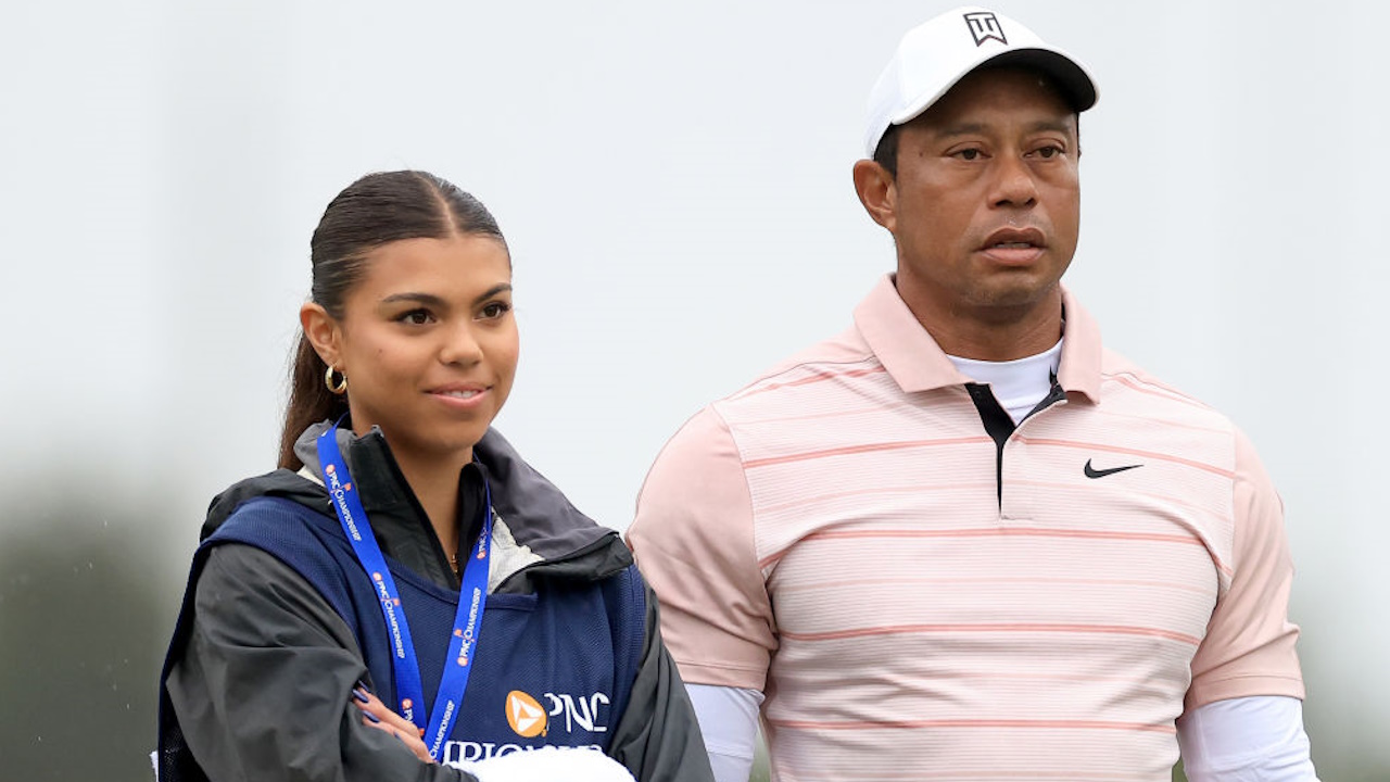 Tiger Woods' daughter Sam serves as his caddie for 1st time - ABC News