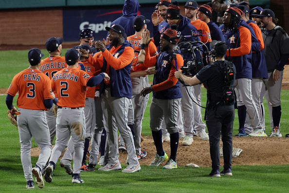 MLB Network on X: NO-HITTER COMPLETE 🔒 The @astros throw the second  no-hitter in World Series history as they shut down the Phillies! #LevelUp