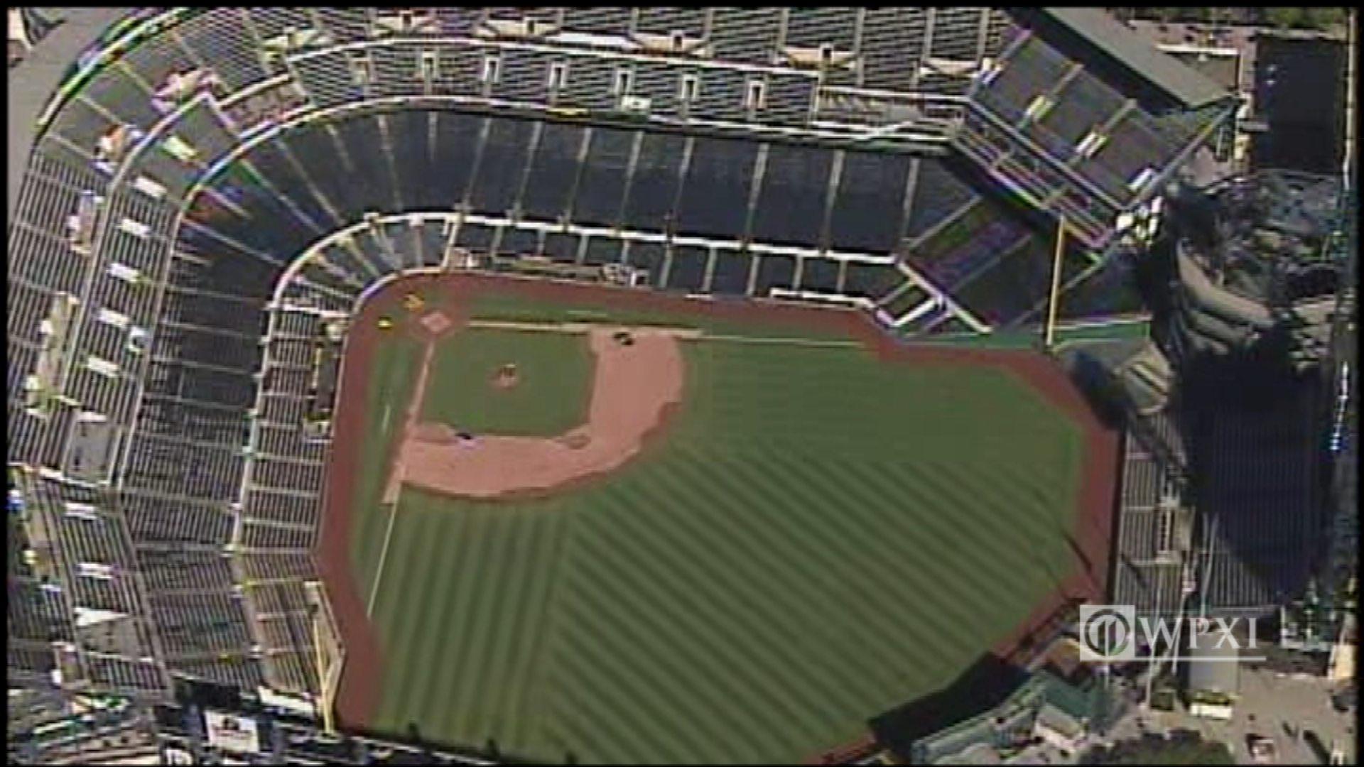 PITTSBURGH, PA - JULY 29: A general view of PNC Park with a sellout crowd  of 38,434 during a regular season game between the Philadelphia Phillies  and Pittsburgh Pirates on July 29