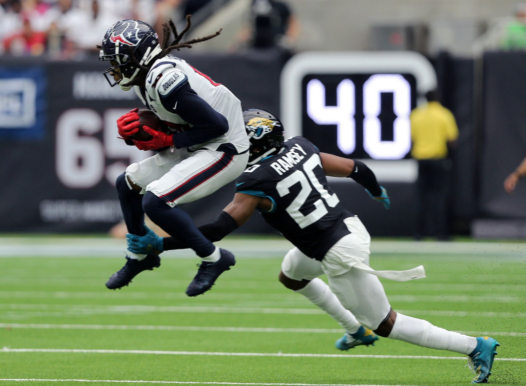 Patriots adding superstar free agent? DeAndre Hopkins to visit