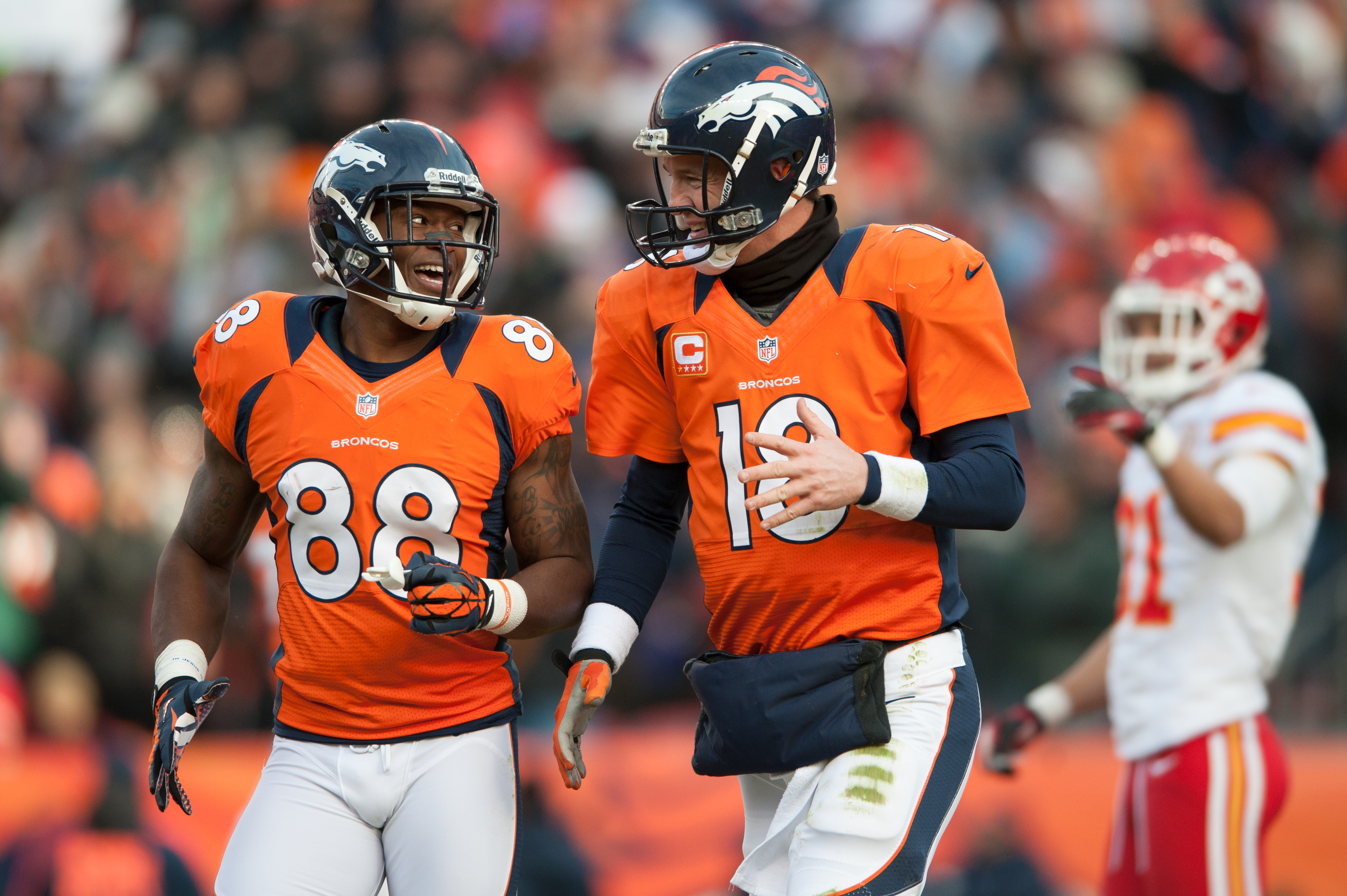 Peyton Manning announces scholarship honoring Demaryius Thomas