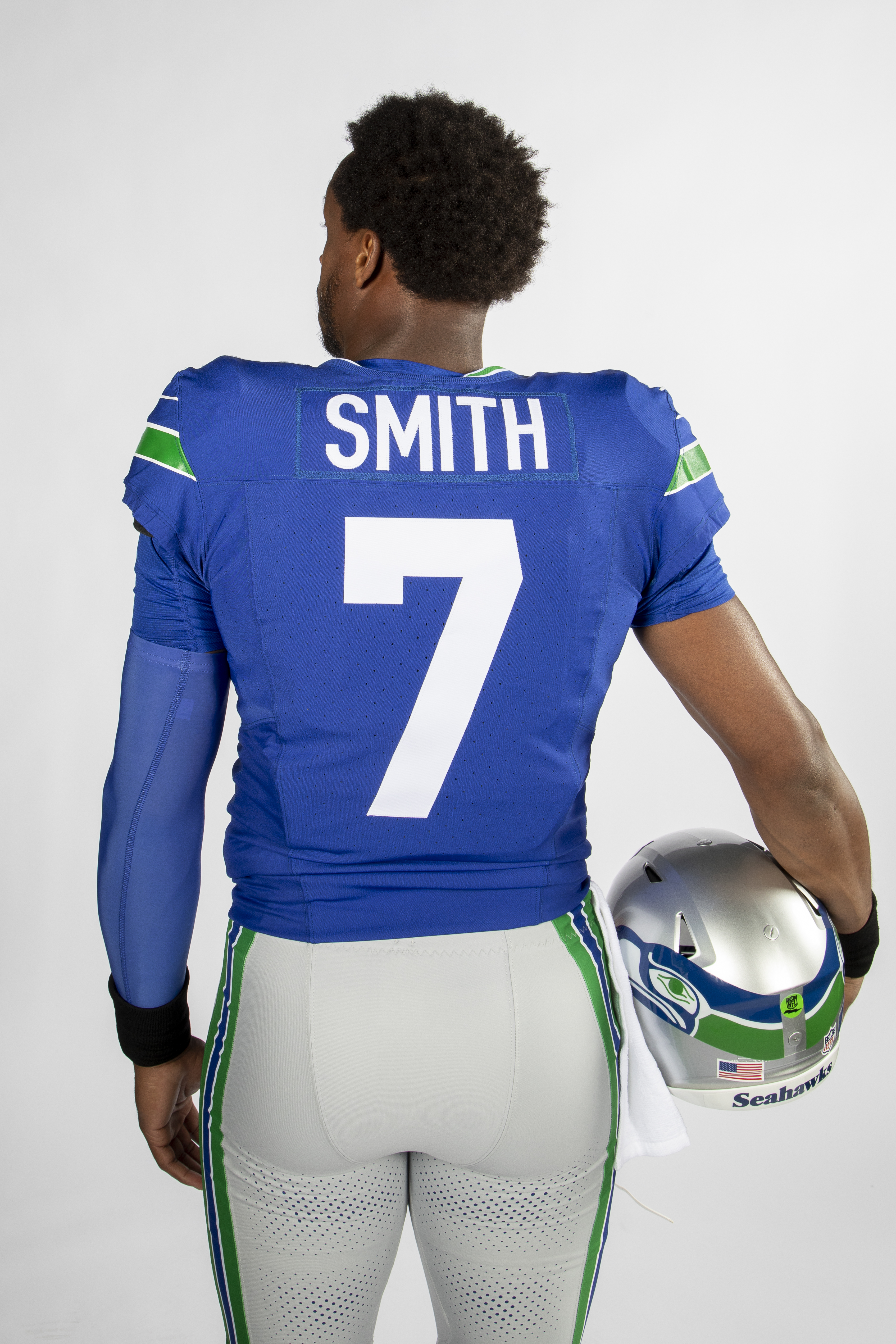 Seahawks announce the return of 1990s jerseys for the 2023 season