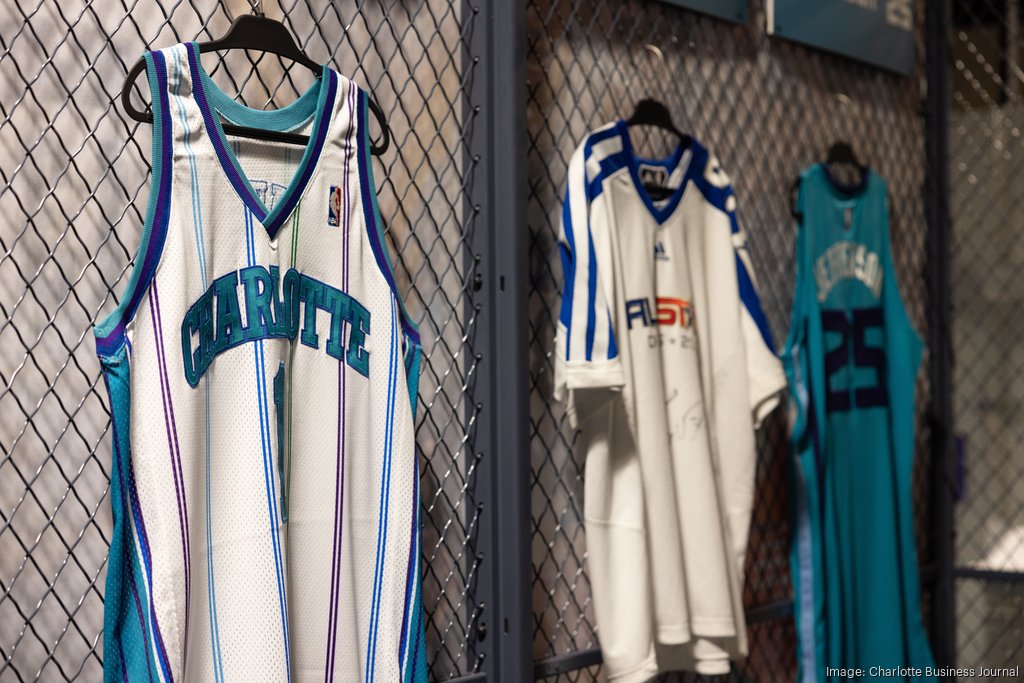 Charlotte Hornets Buzz - Hall of Fame Sportswear Apparel