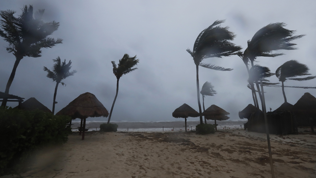 Photos Hurricane Grace Slams Mexicos Caribbean Coast Boston 25 News