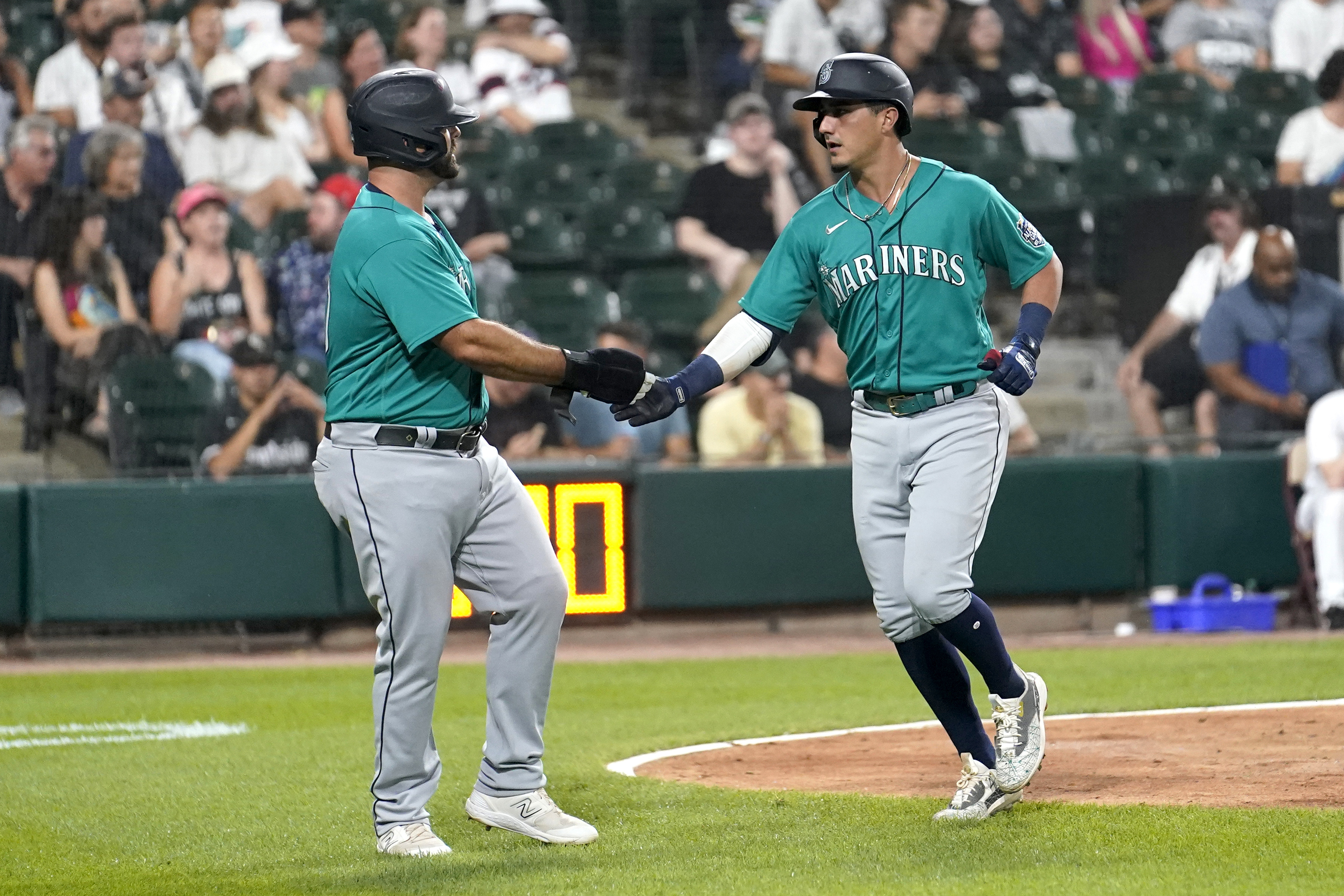 Mariners' Julio Rodriguez, Andres Munoz pick up August awards from MLB